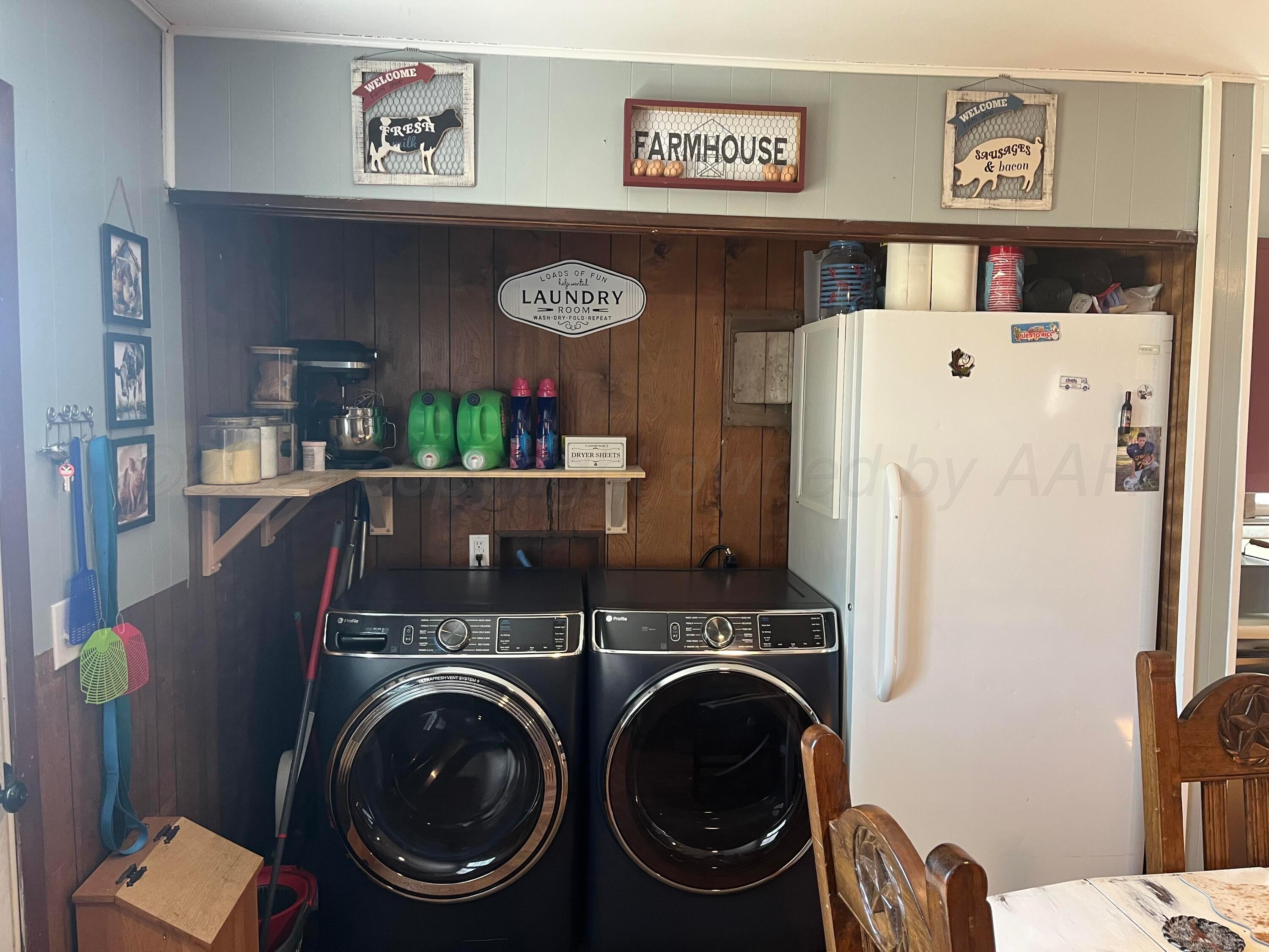 300 Alamo Street Property Photo 8