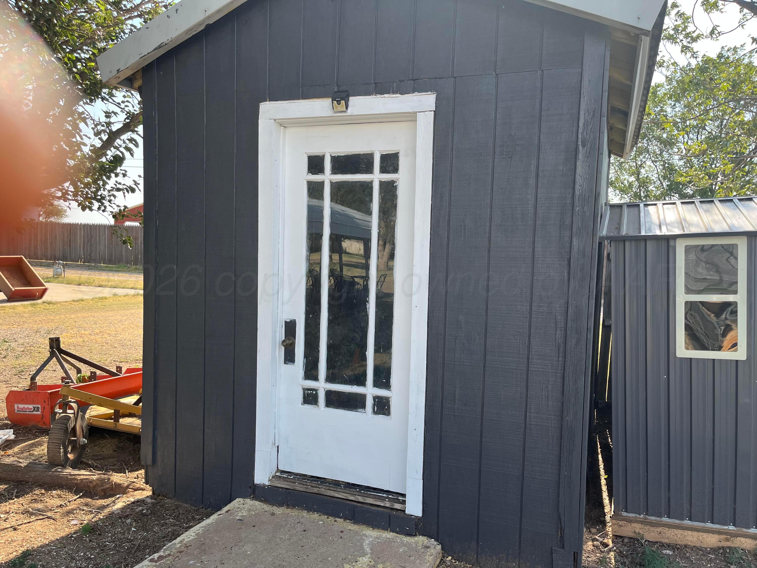 300 Alamo Street Property Photo 18
