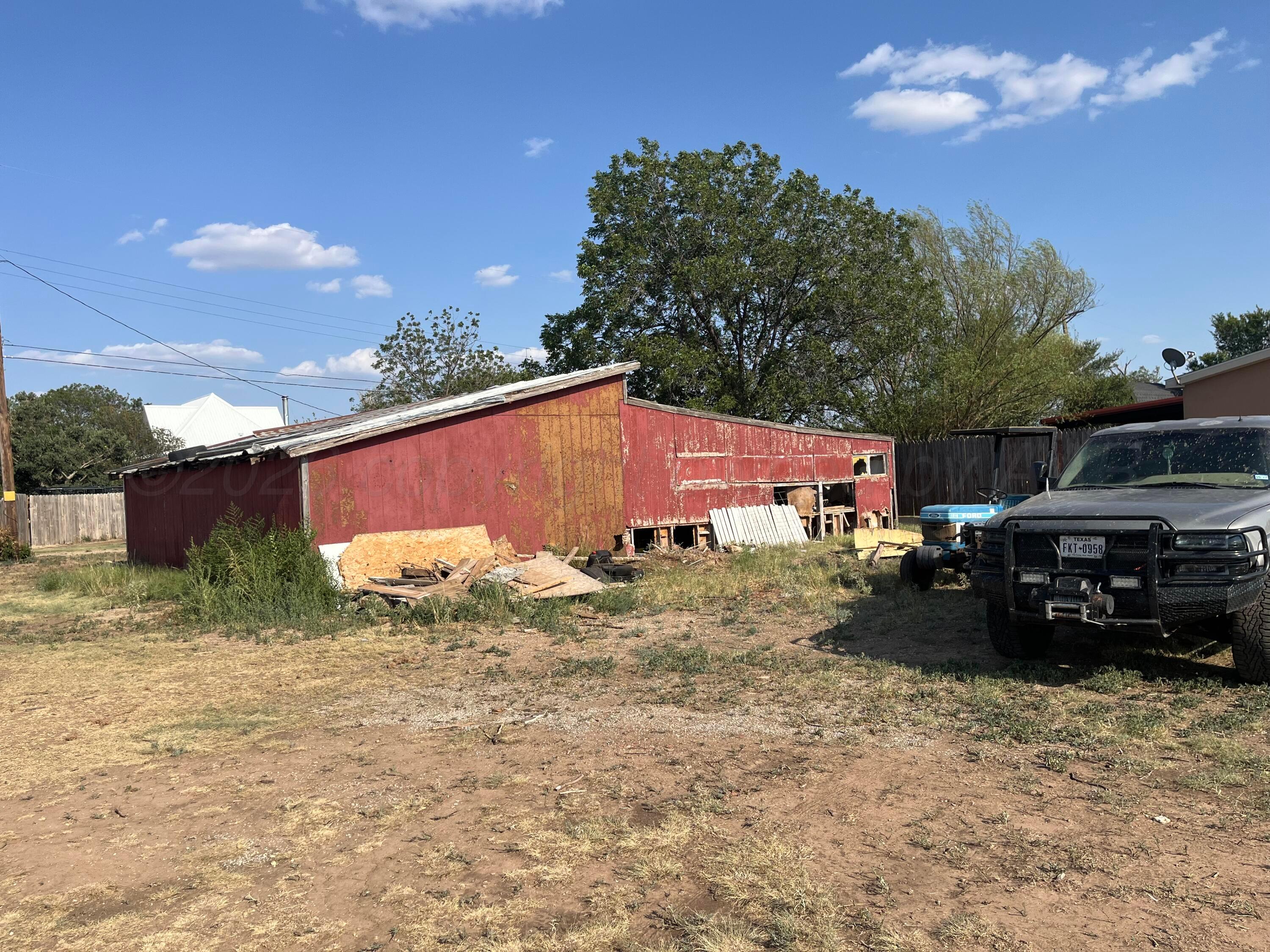 300 Alamo Street Property Photo 23