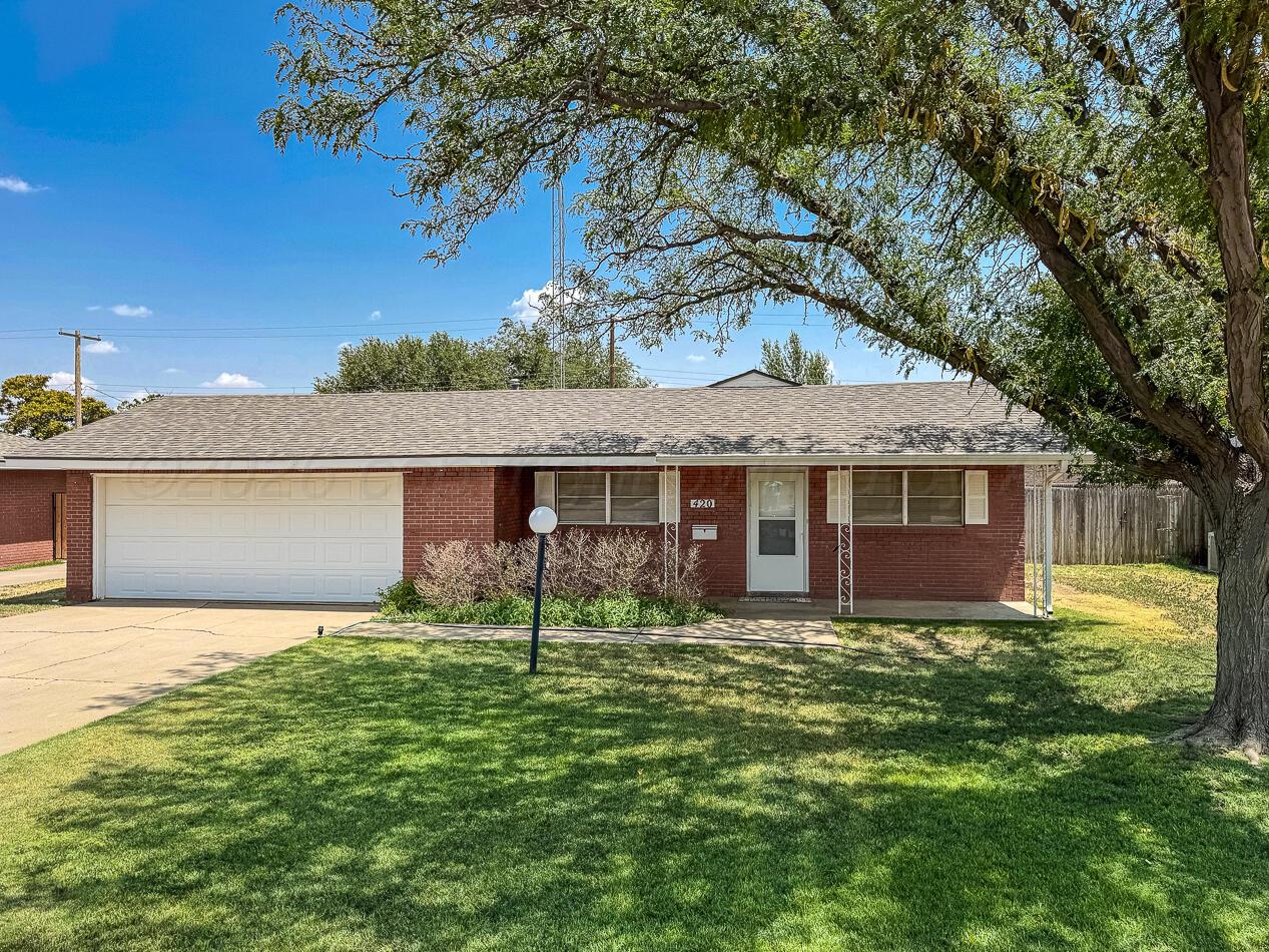 420 Sunset Drive Property Photo 1