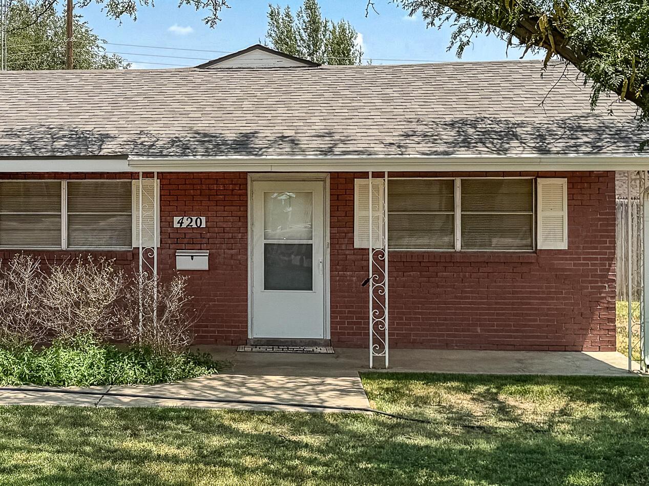 420 Sunset Drive Property Photo 7