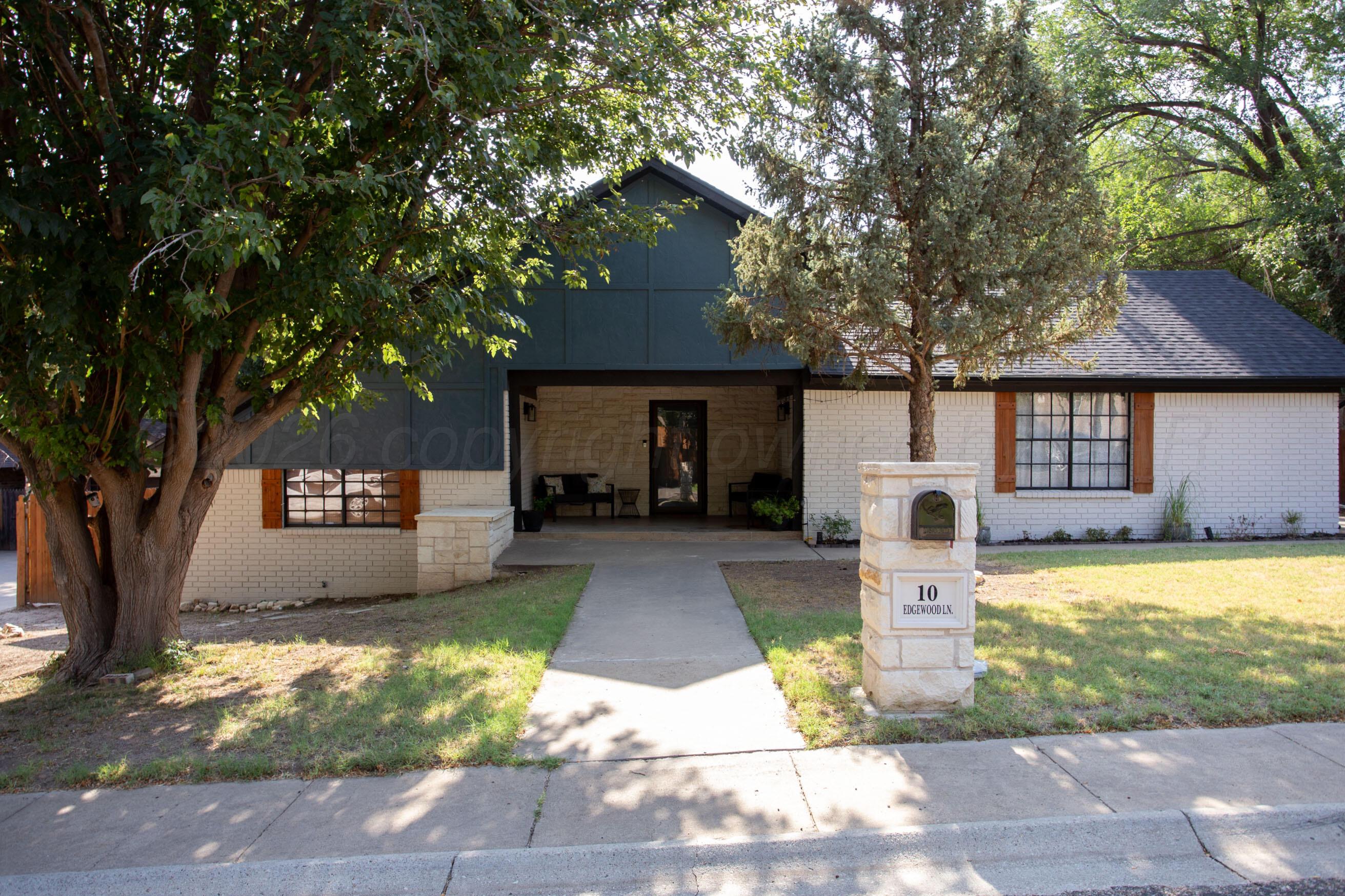 10 Edgewood Lane Property Photo 1