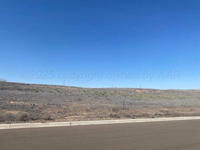 19050 Cool Creek Drive Property Photo 8