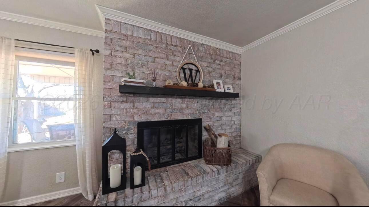 1402 Marigold Street Property Photo 7