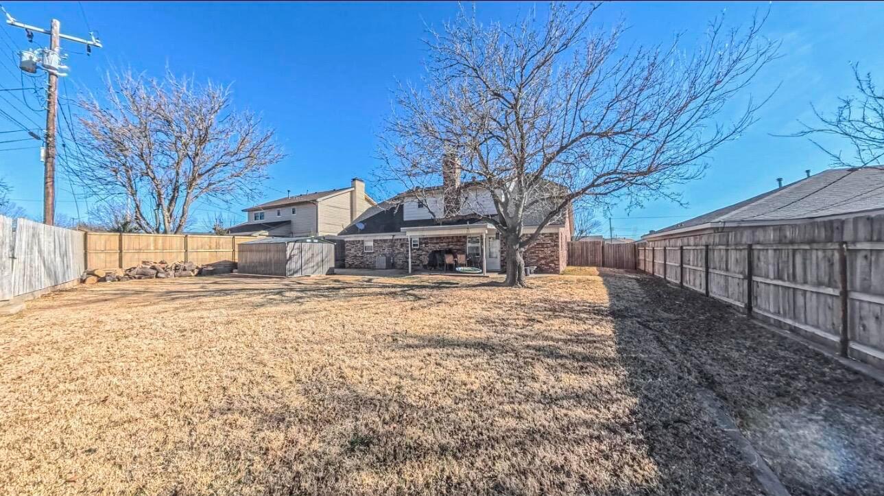 1402 Marigold Street Property Photo 18
