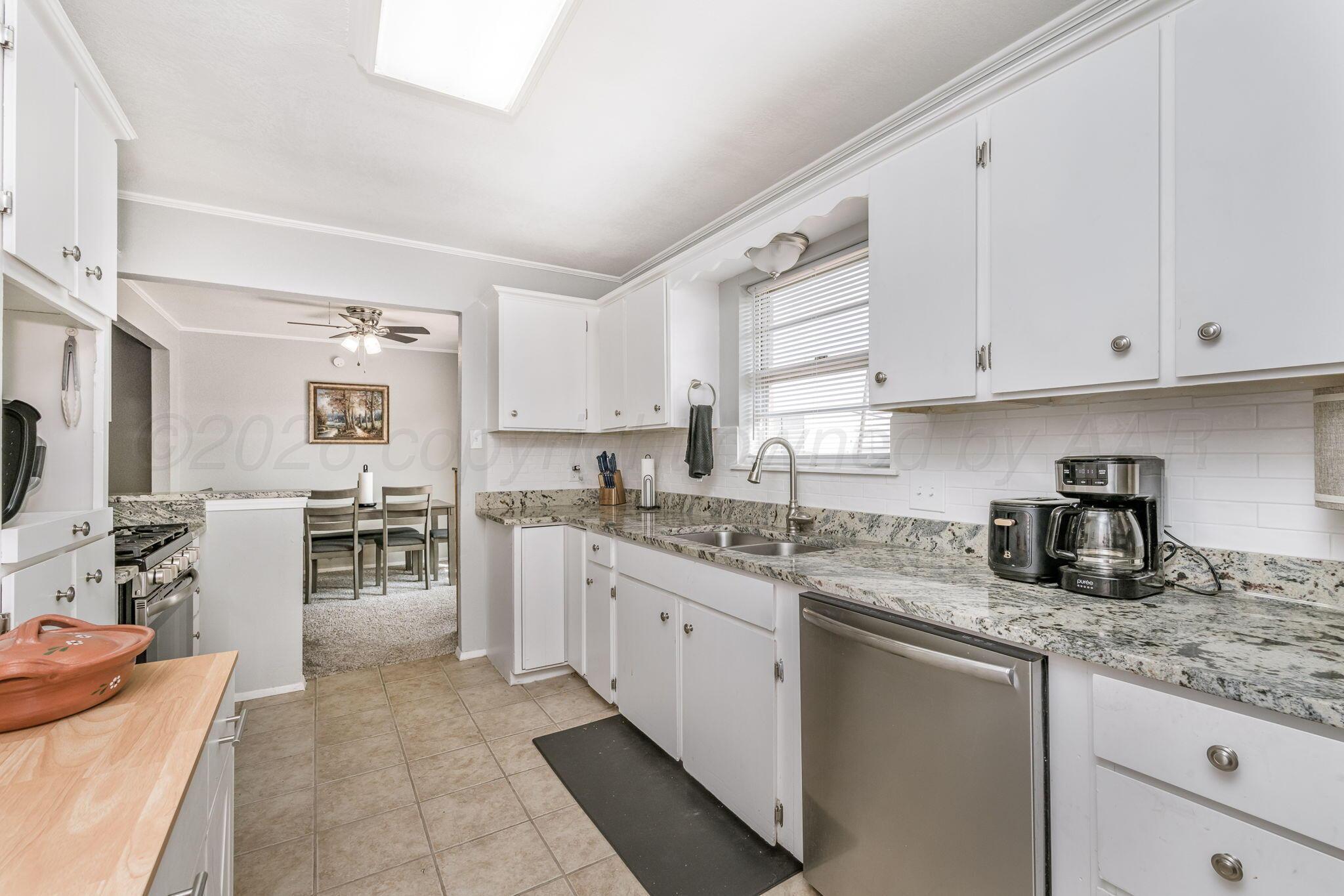 2828 Armand Street Property Photo 7