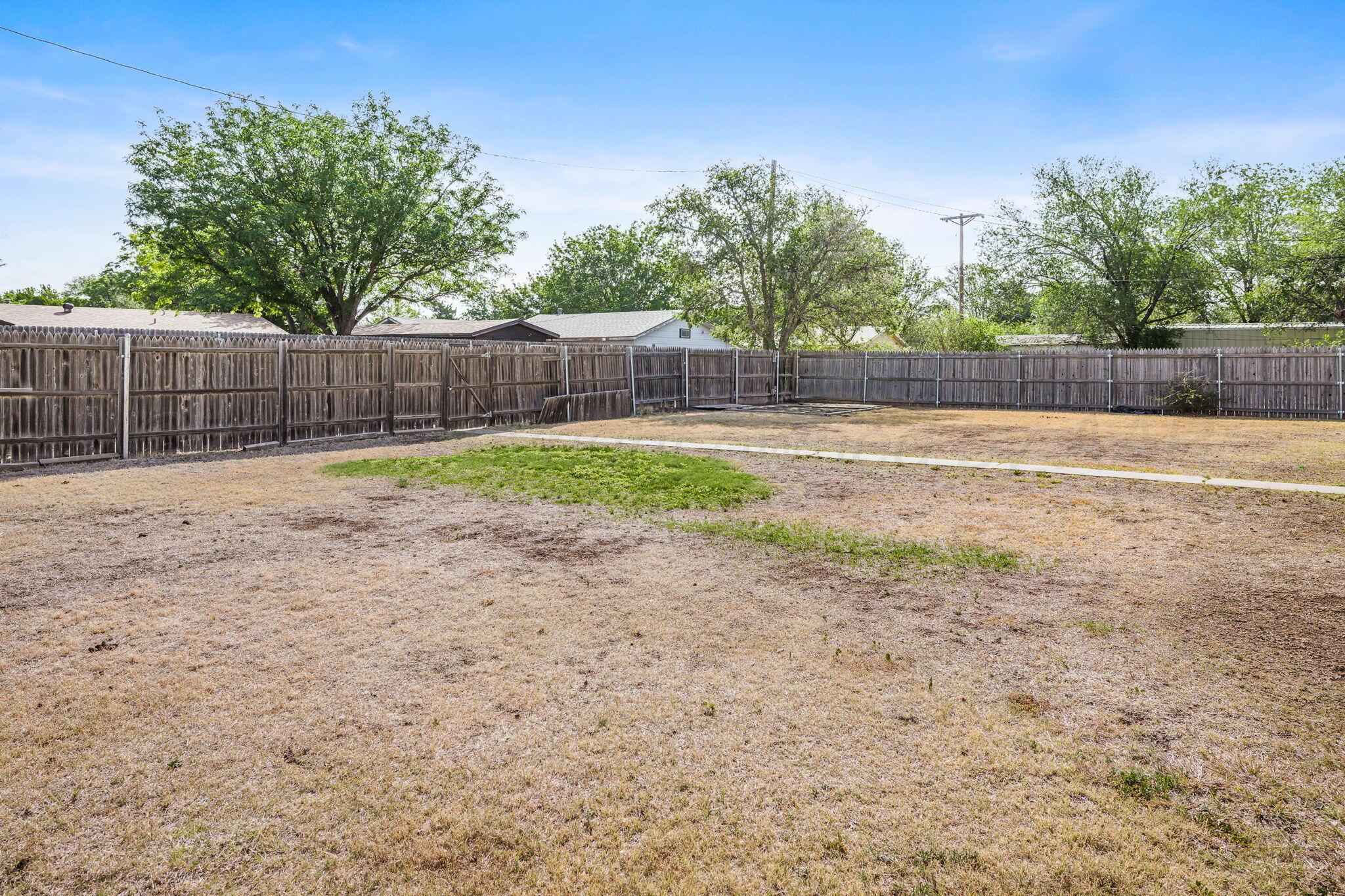 2828 Armand Street Property Photo 17