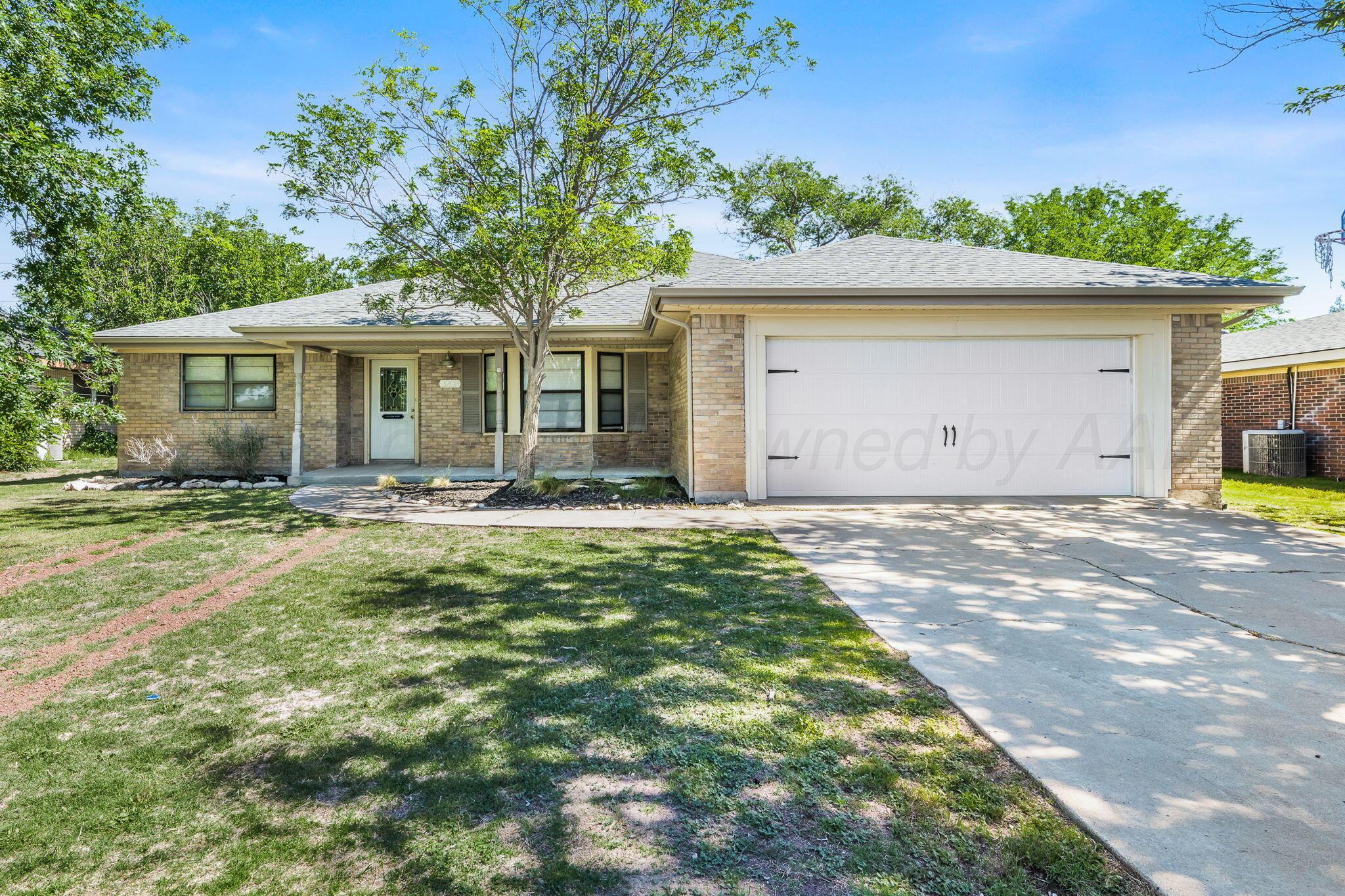 3203 Linda Lane Property Photo 1