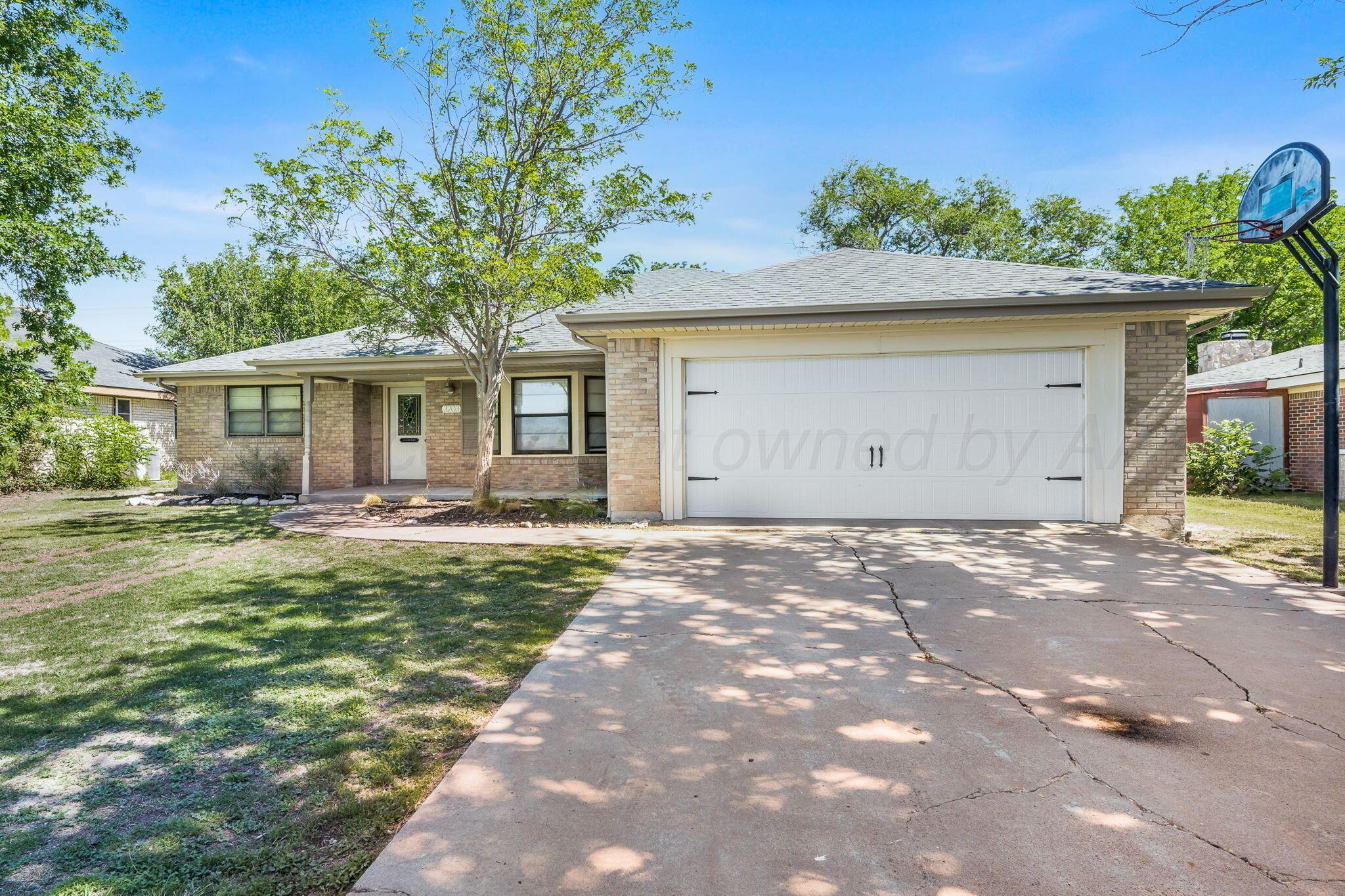 3203 Linda Lane Property Photo 2