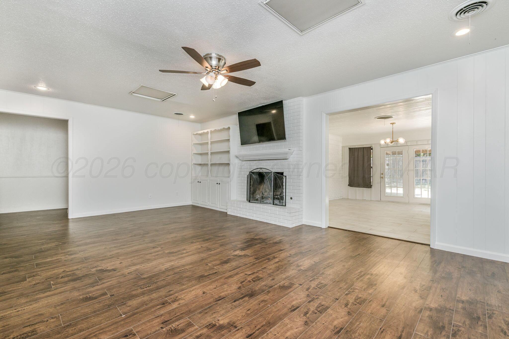 3203 Linda Lane Property Photo 5