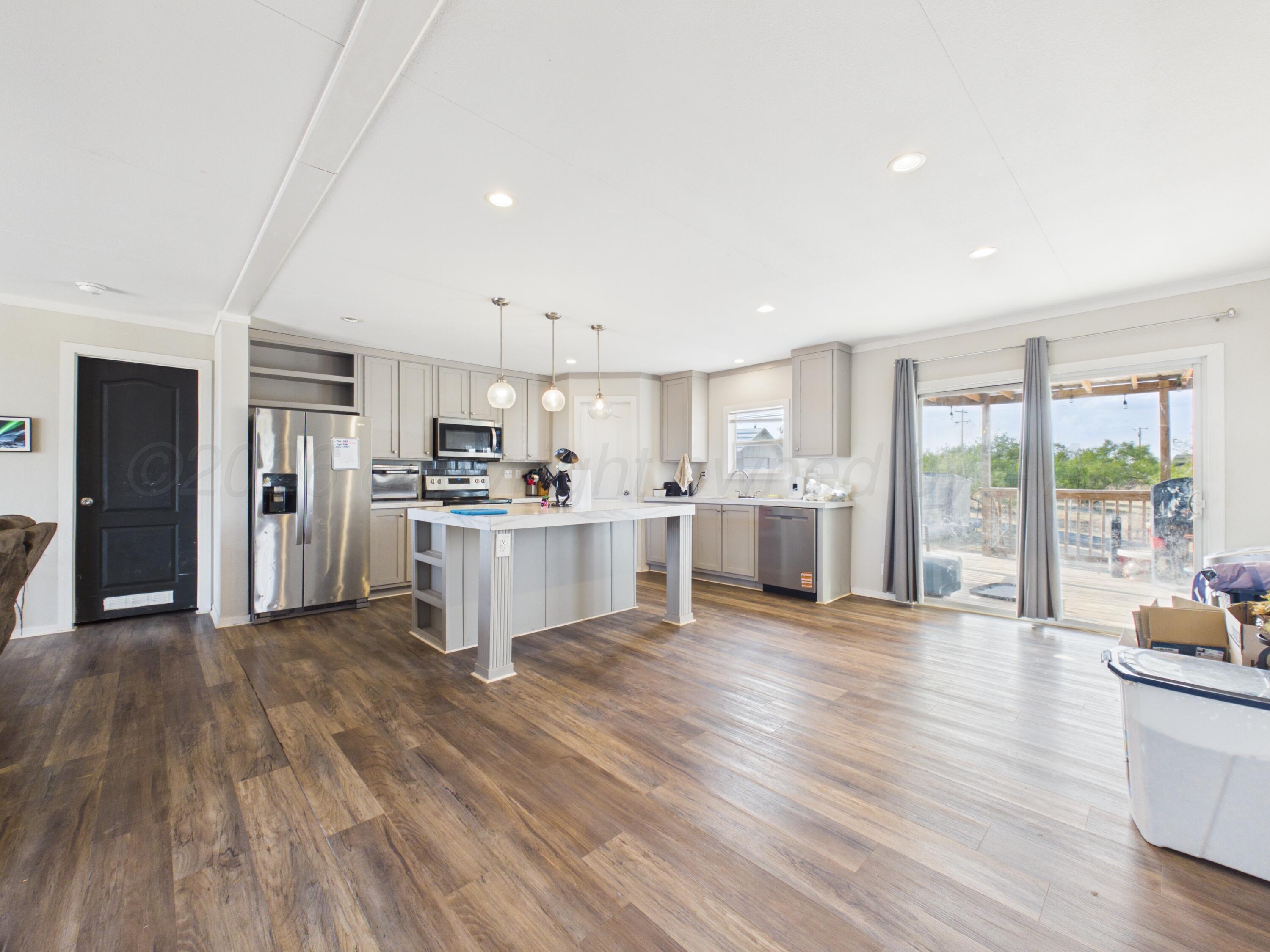 9794 Pampa Road Property Photo 4