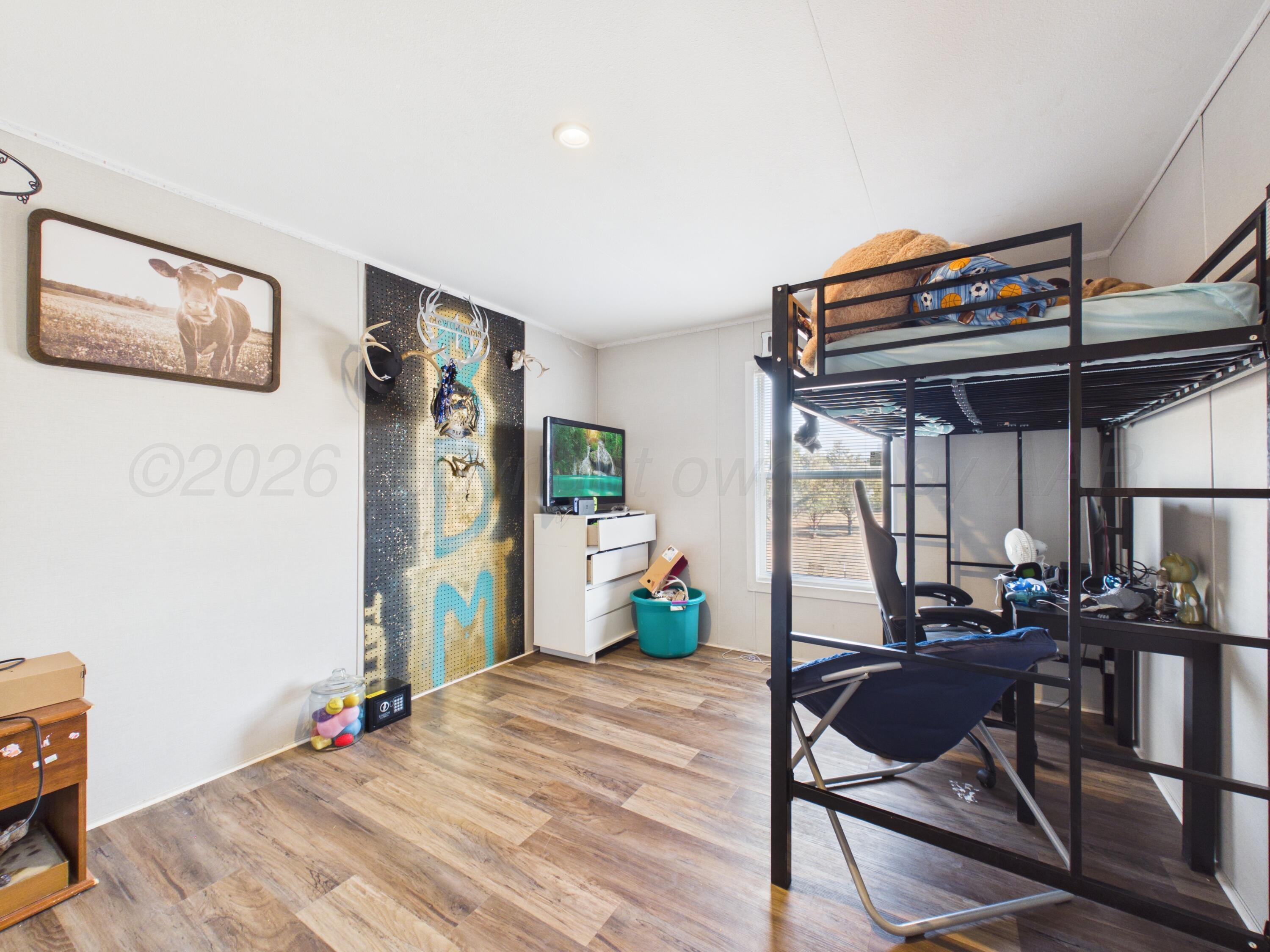 9794 Pampa Road Property Photo 15