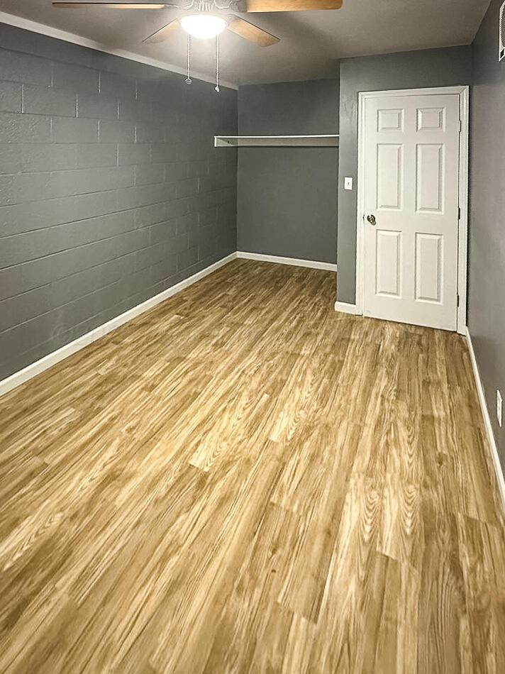 201 N Mcgee Street Property Photo 4