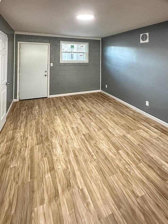 201 N Mcgee Street Property Photo 6