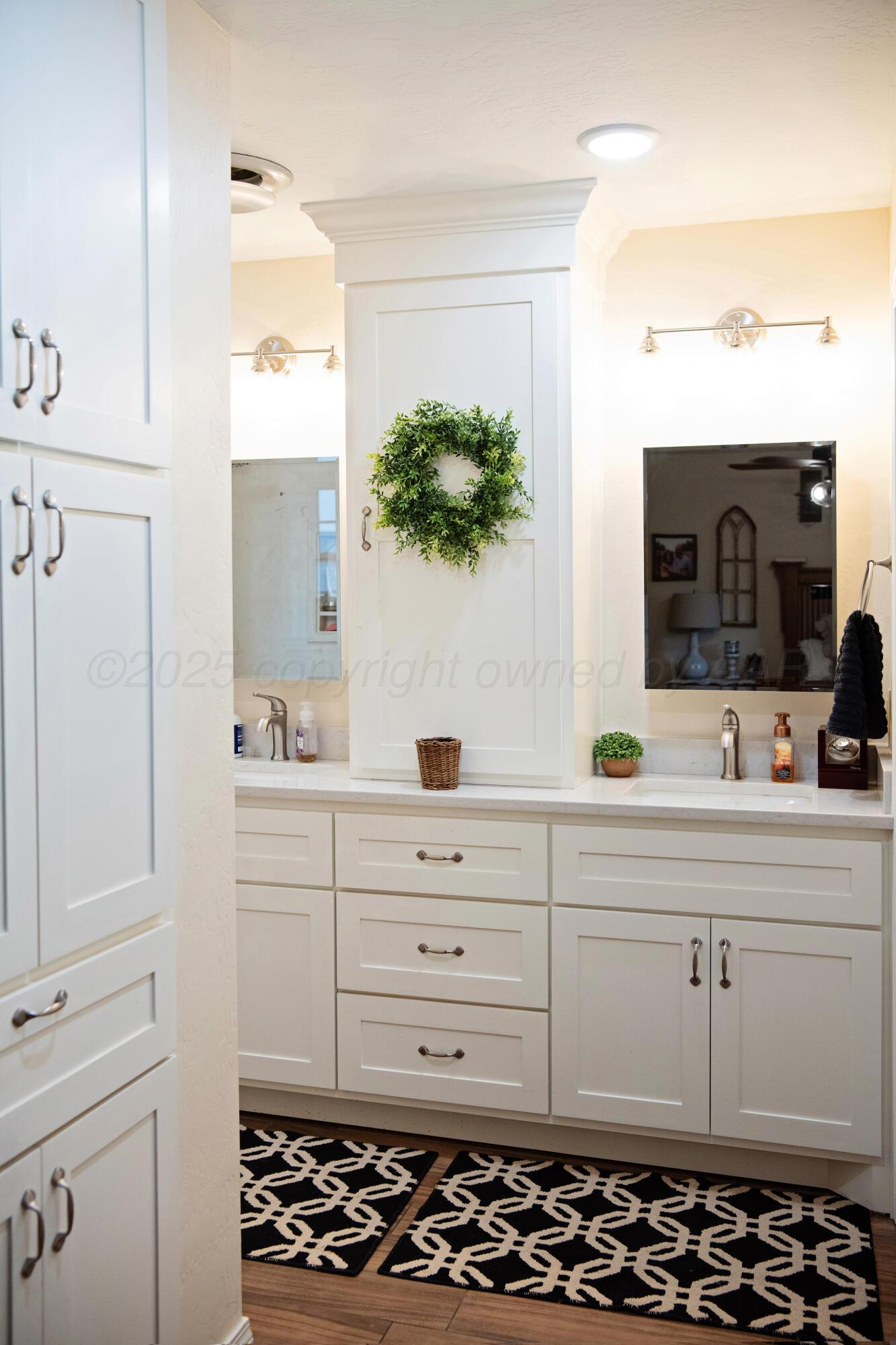 307 Douglas Street Property Photo 13