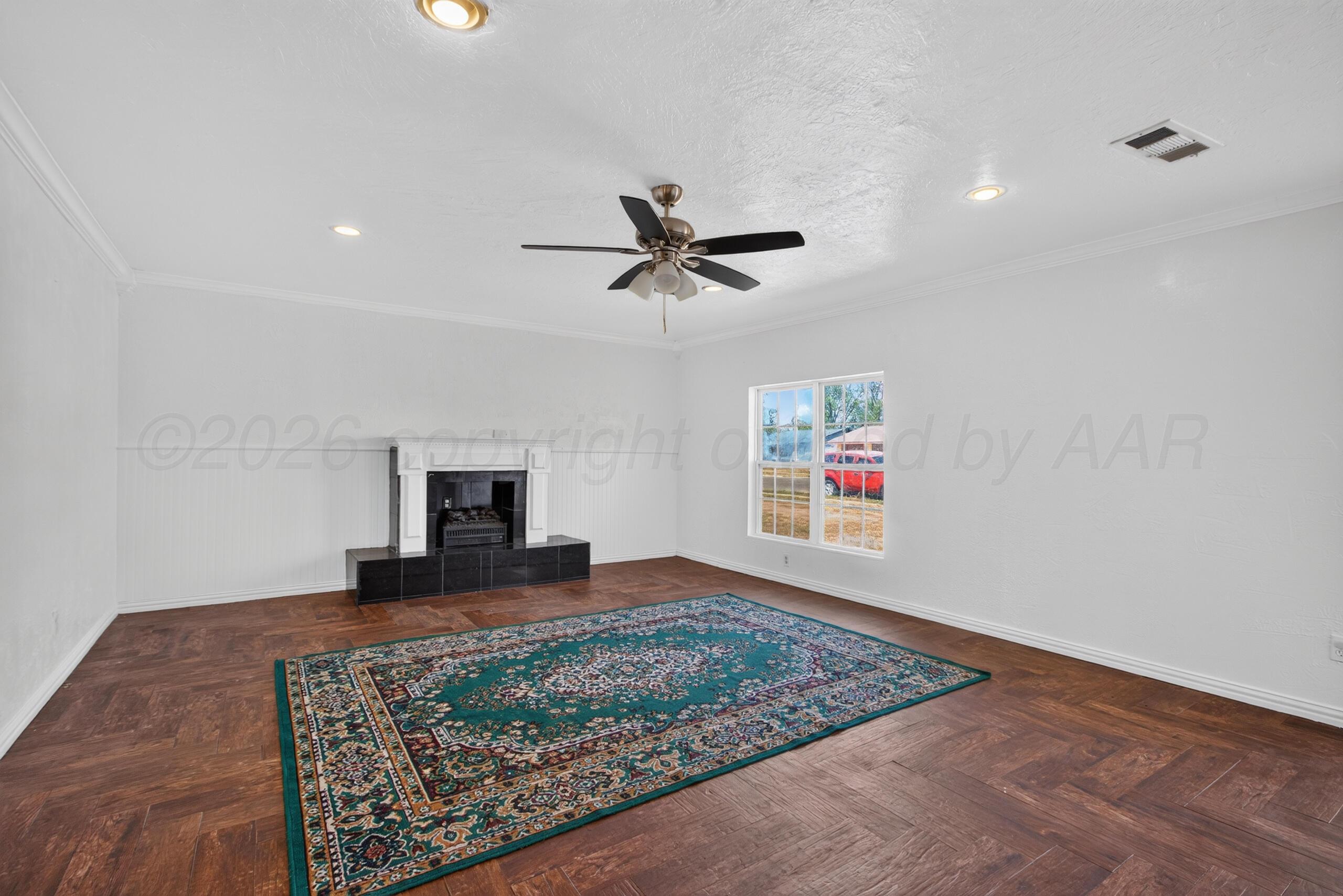 1032 Stuart Drive Property Photo 6