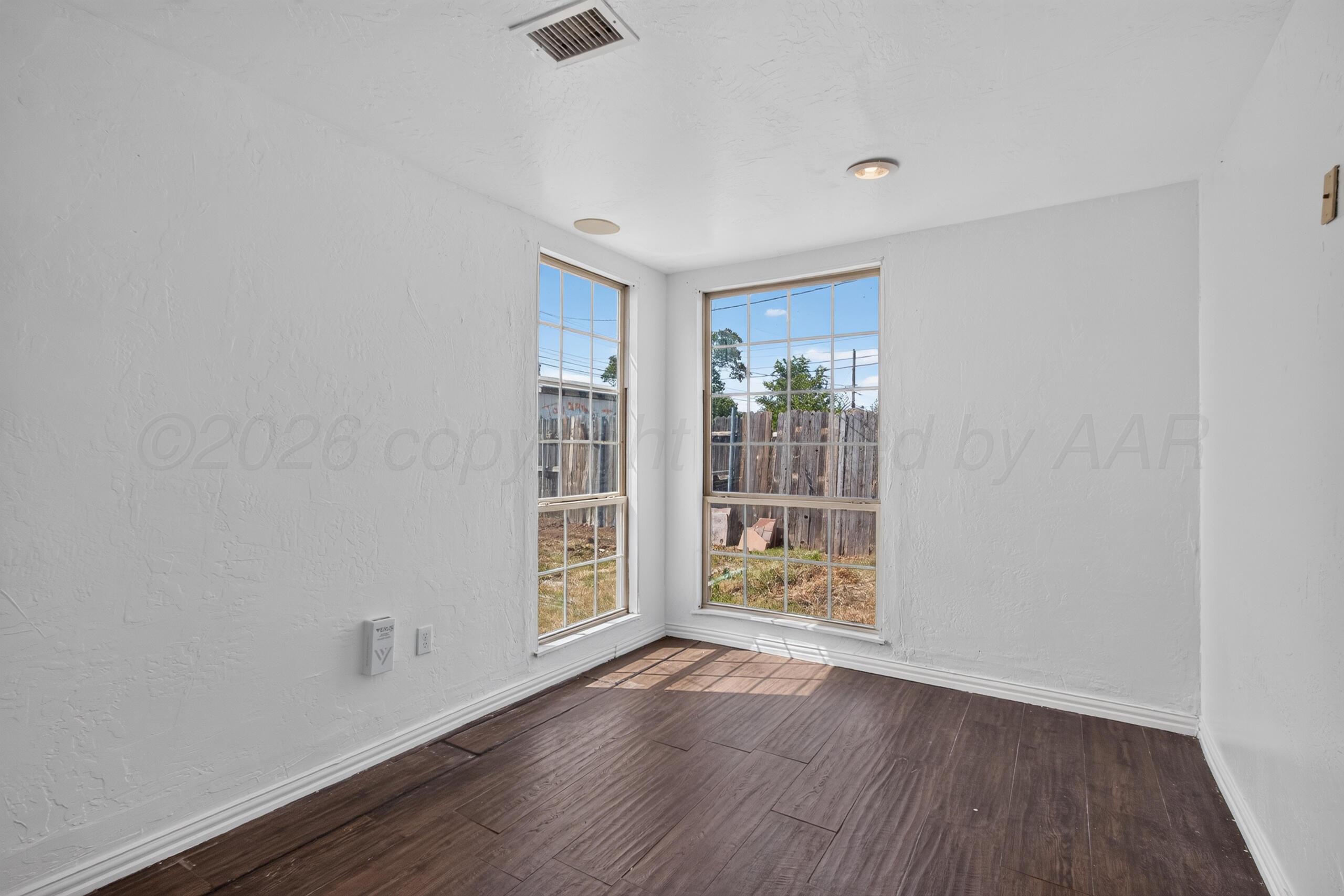 1032 Stuart Drive Property Photo 28