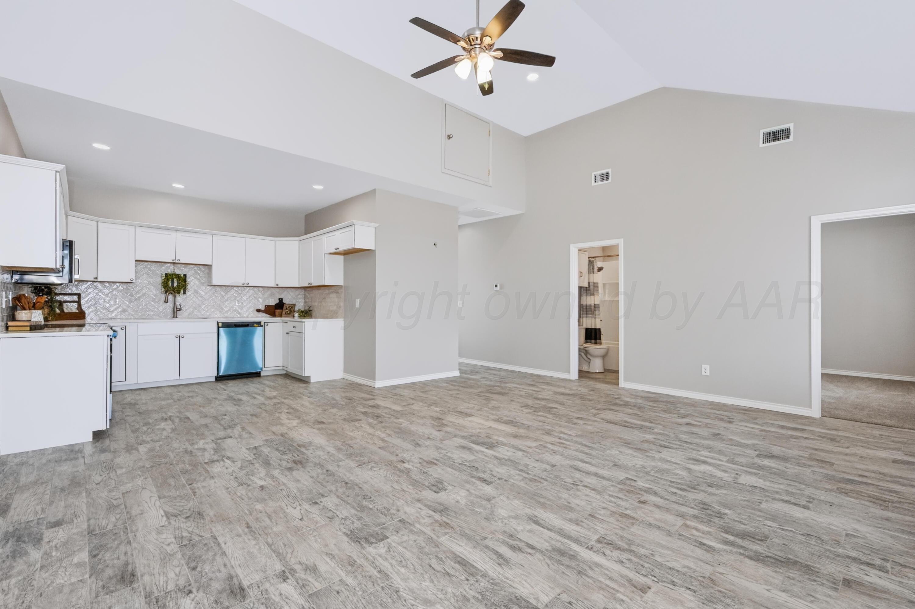 201 Quail Drive Property Photo 5