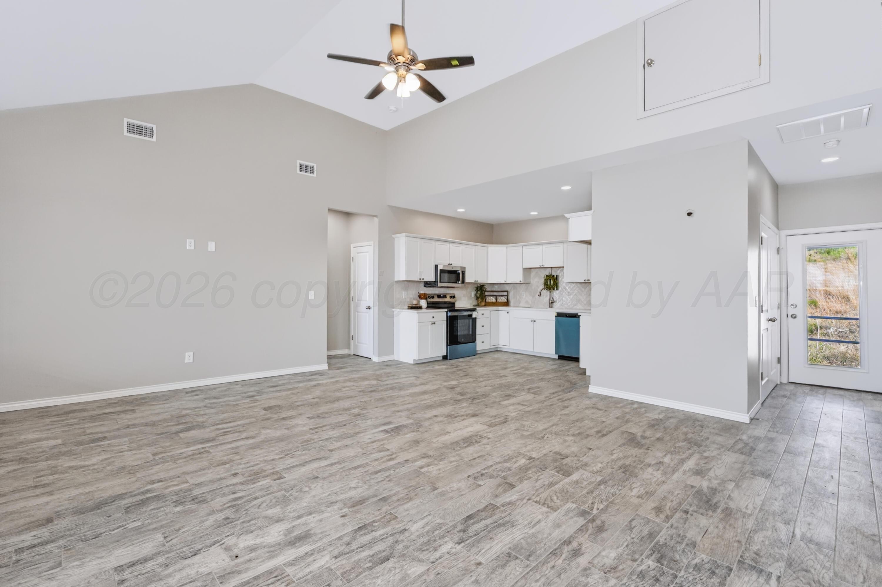 201 Quail Drive Property Photo 6