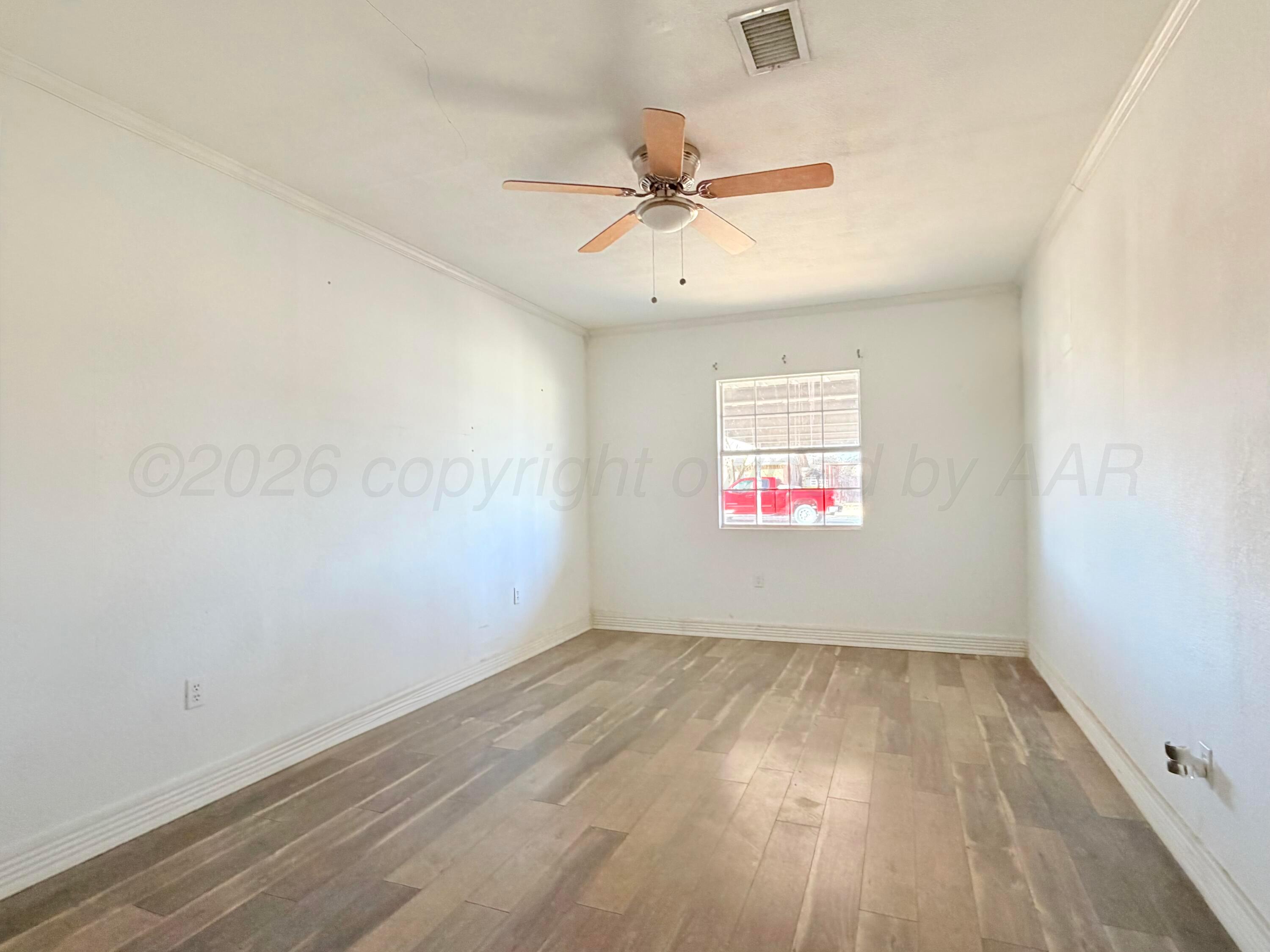 320 Arthur Street Property Photo 7