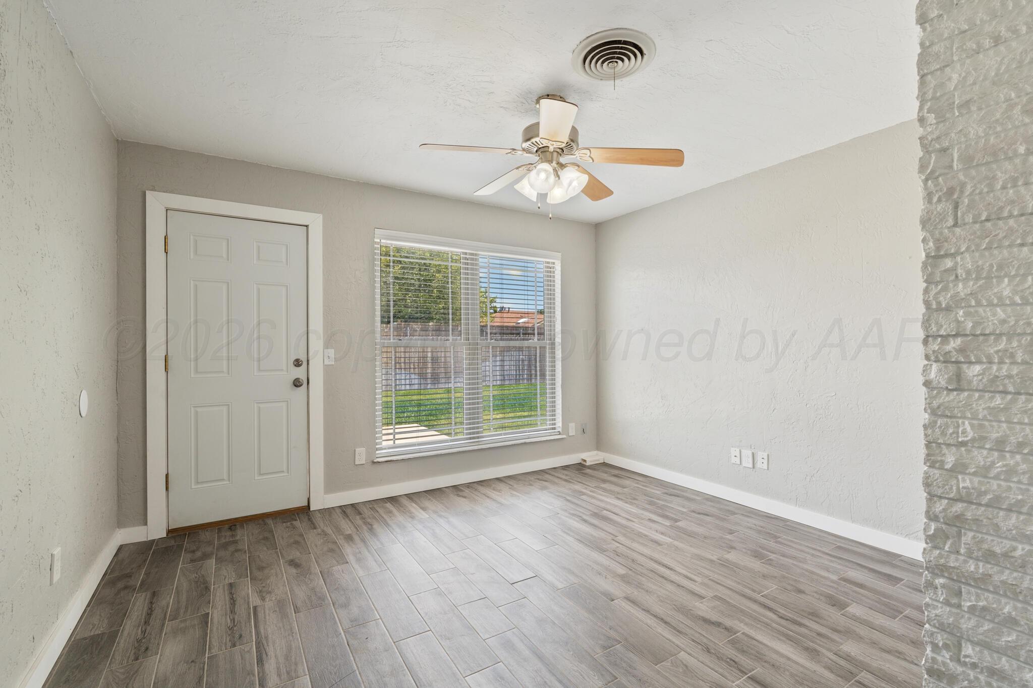 6818 Blacksmith Lane Property Photo 8