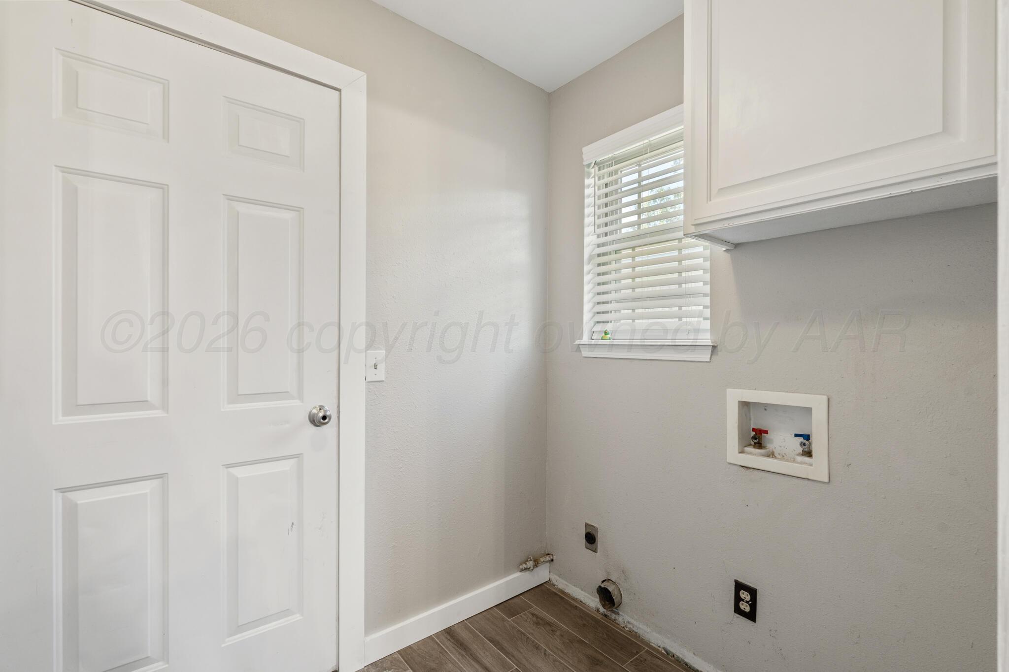 6818 Blacksmith Lane Property Photo 17