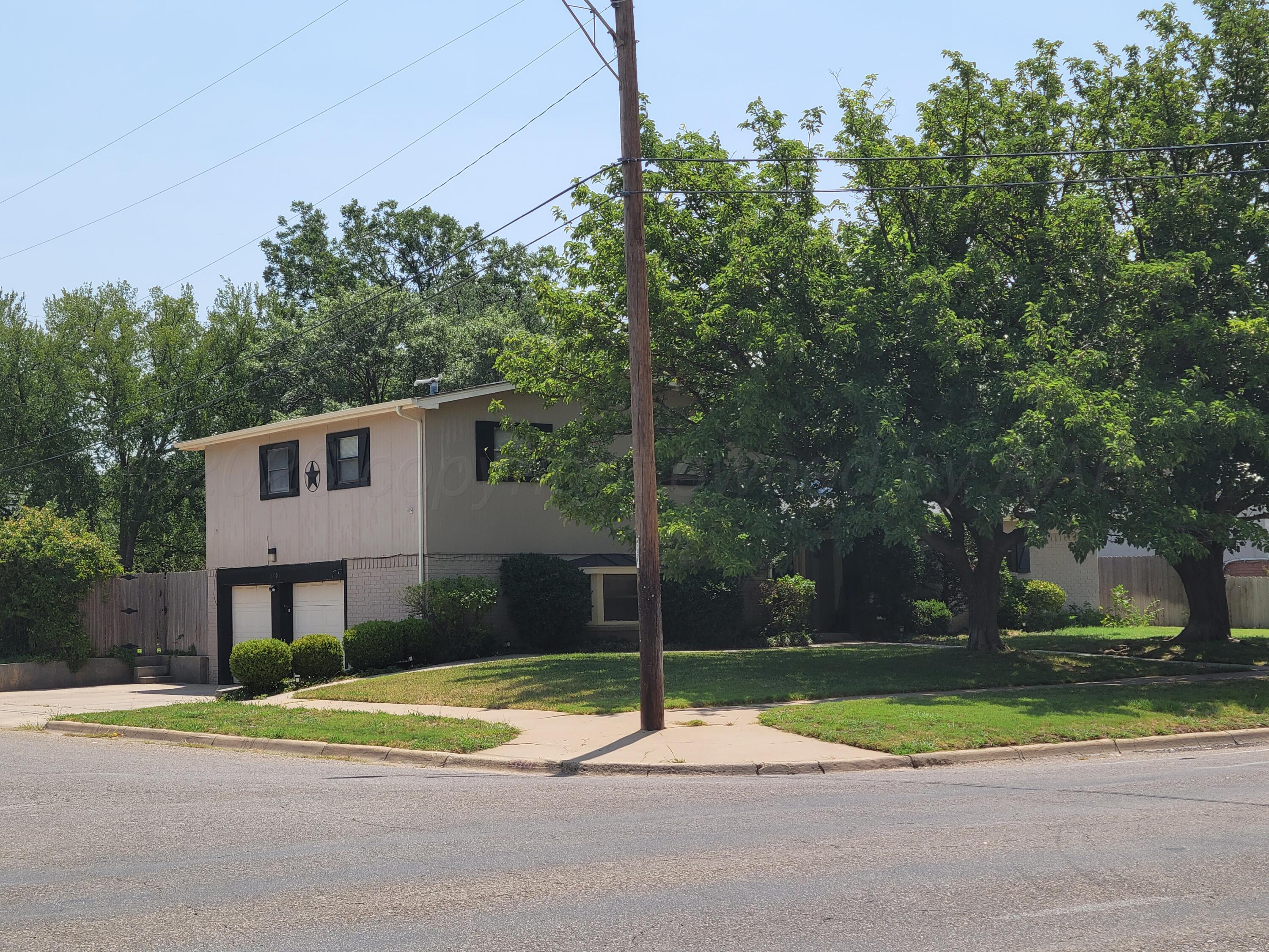 3701 Teckla Boulevard Property Photo 1