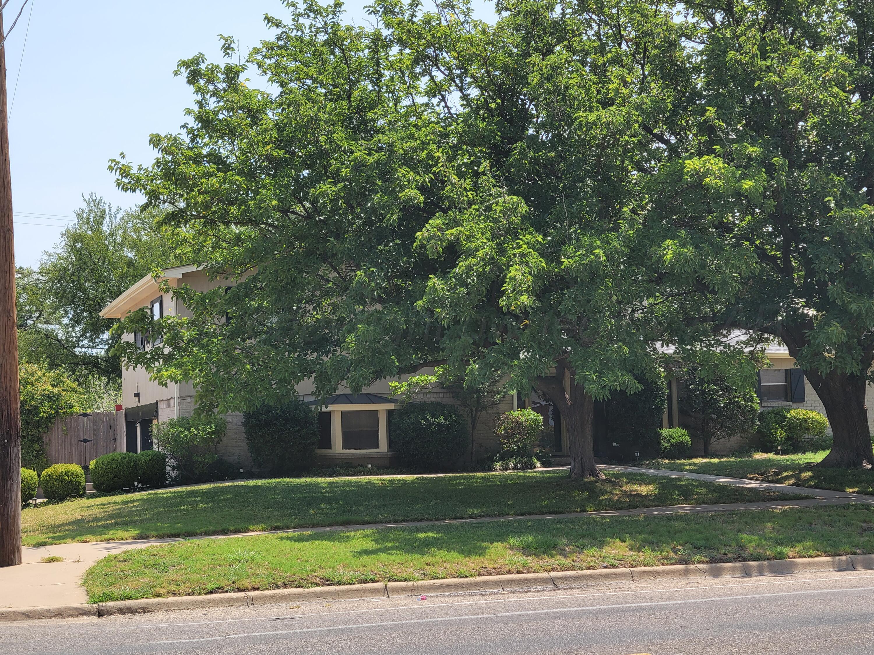 3701 Teckla Boulevard Property Photo 6