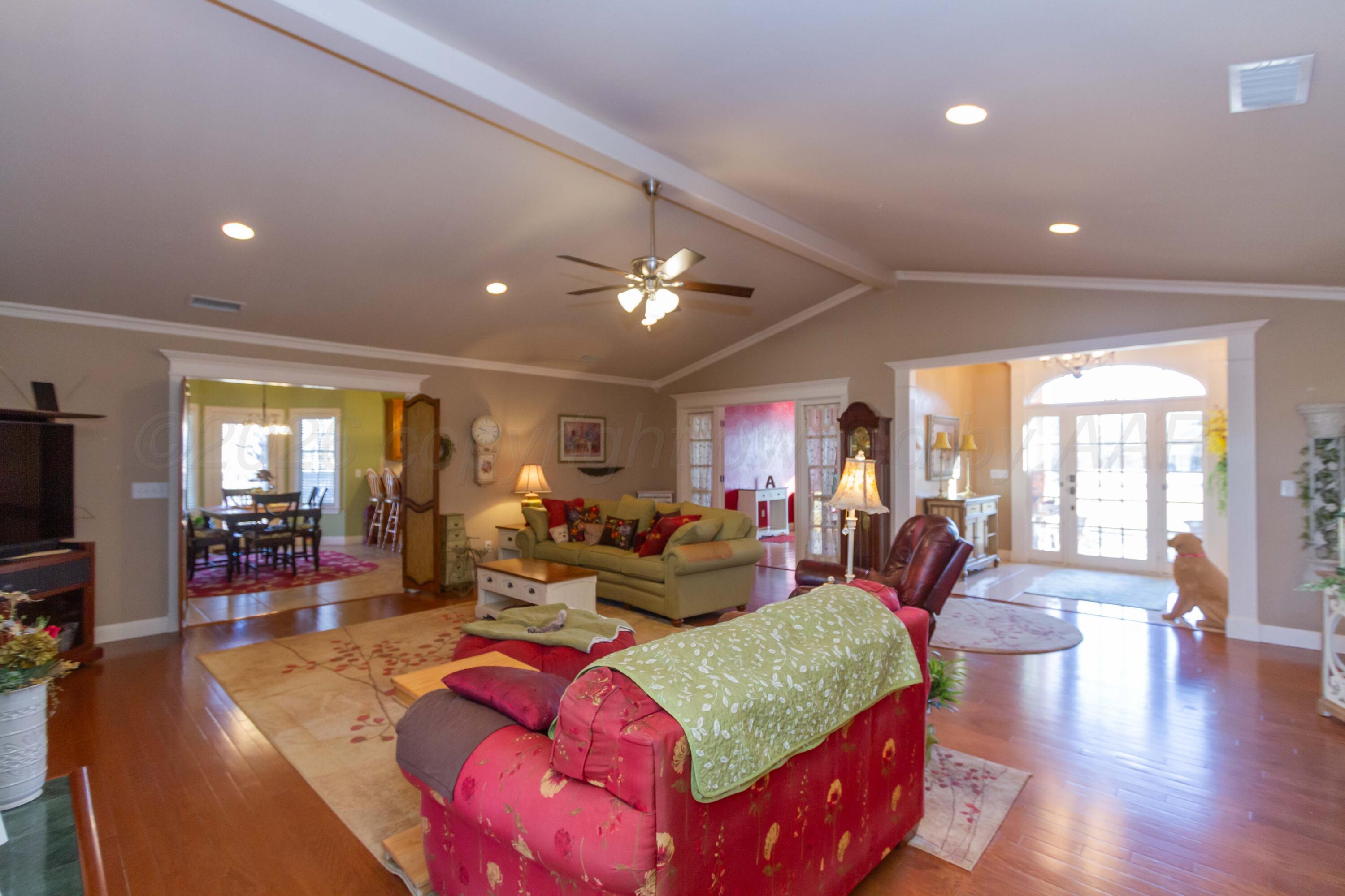 9110 Blenheim Drive Property Photo 3