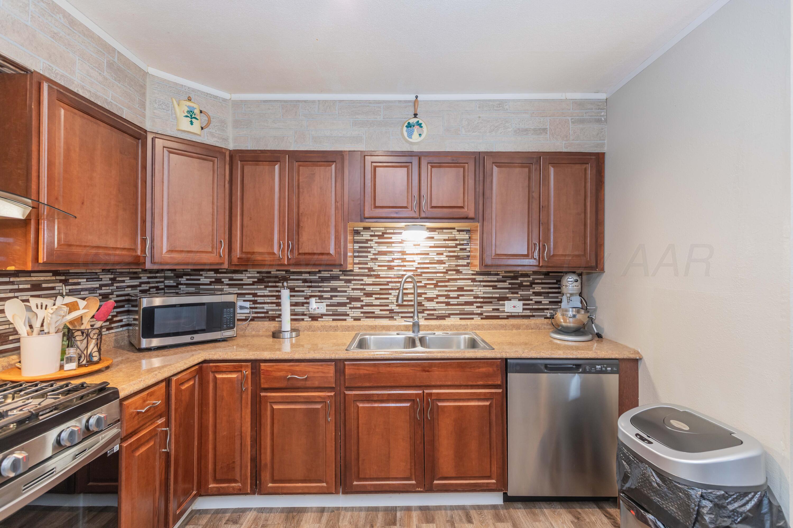 505 N Irving Street Property Photo 14