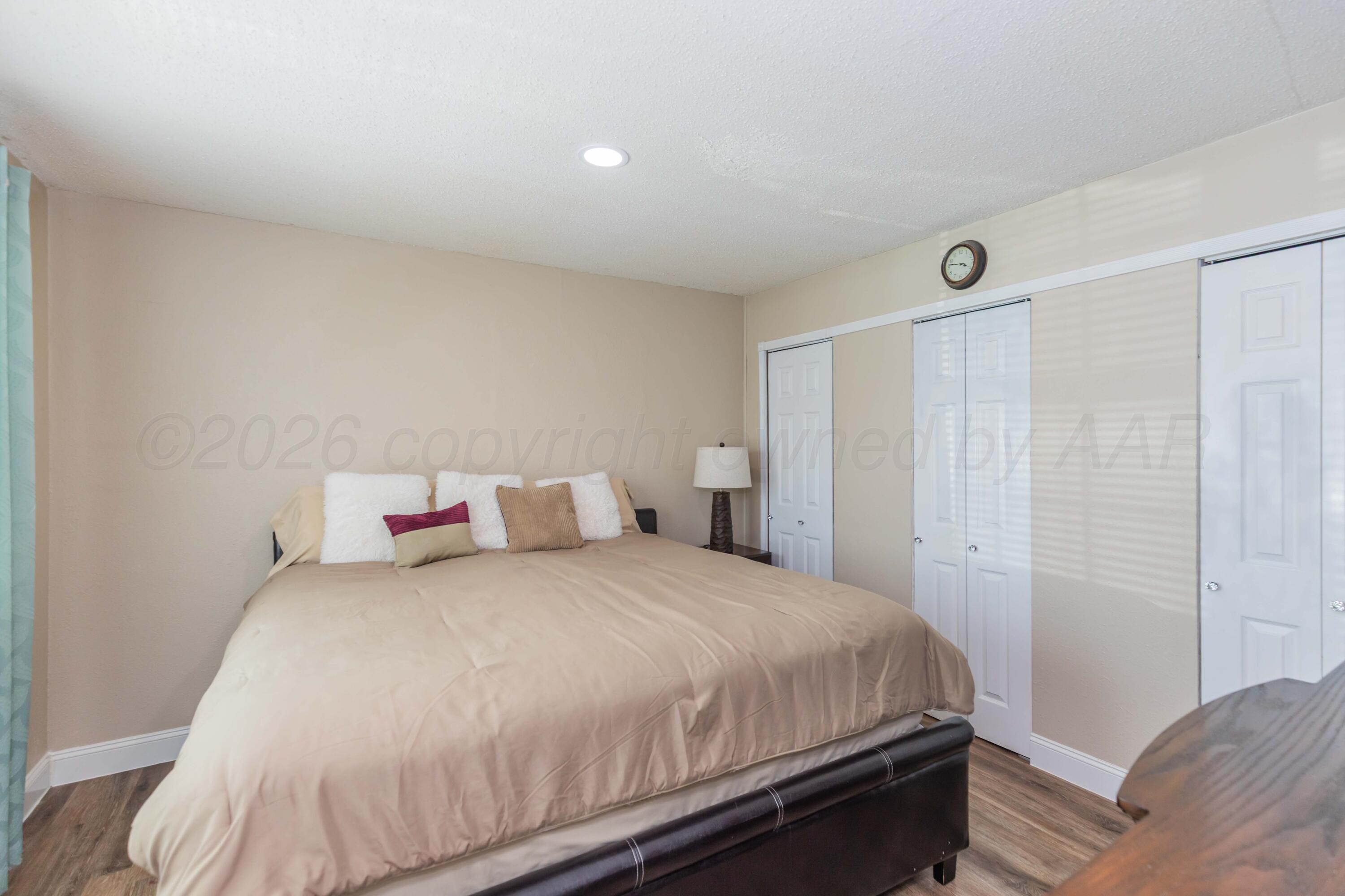 505 N Irving Street Property Photo 26