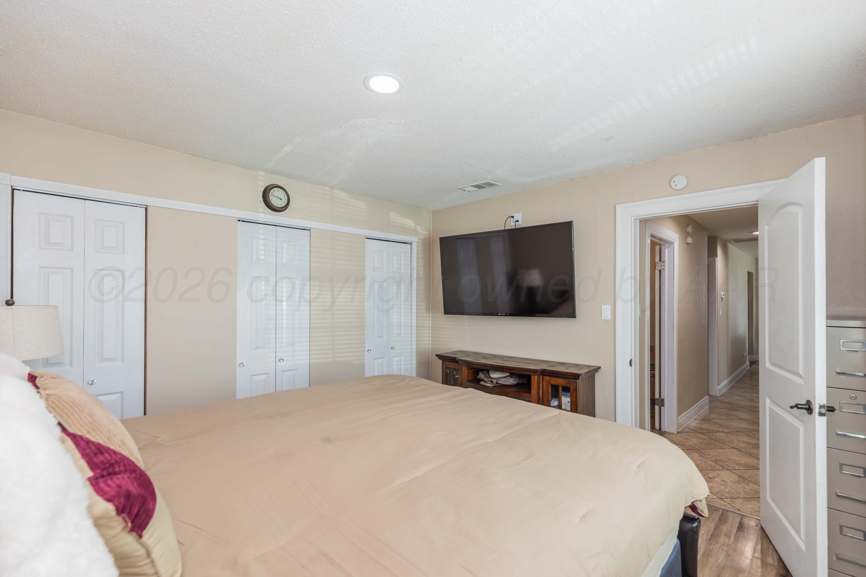 505 N Irving Street Property Photo 29