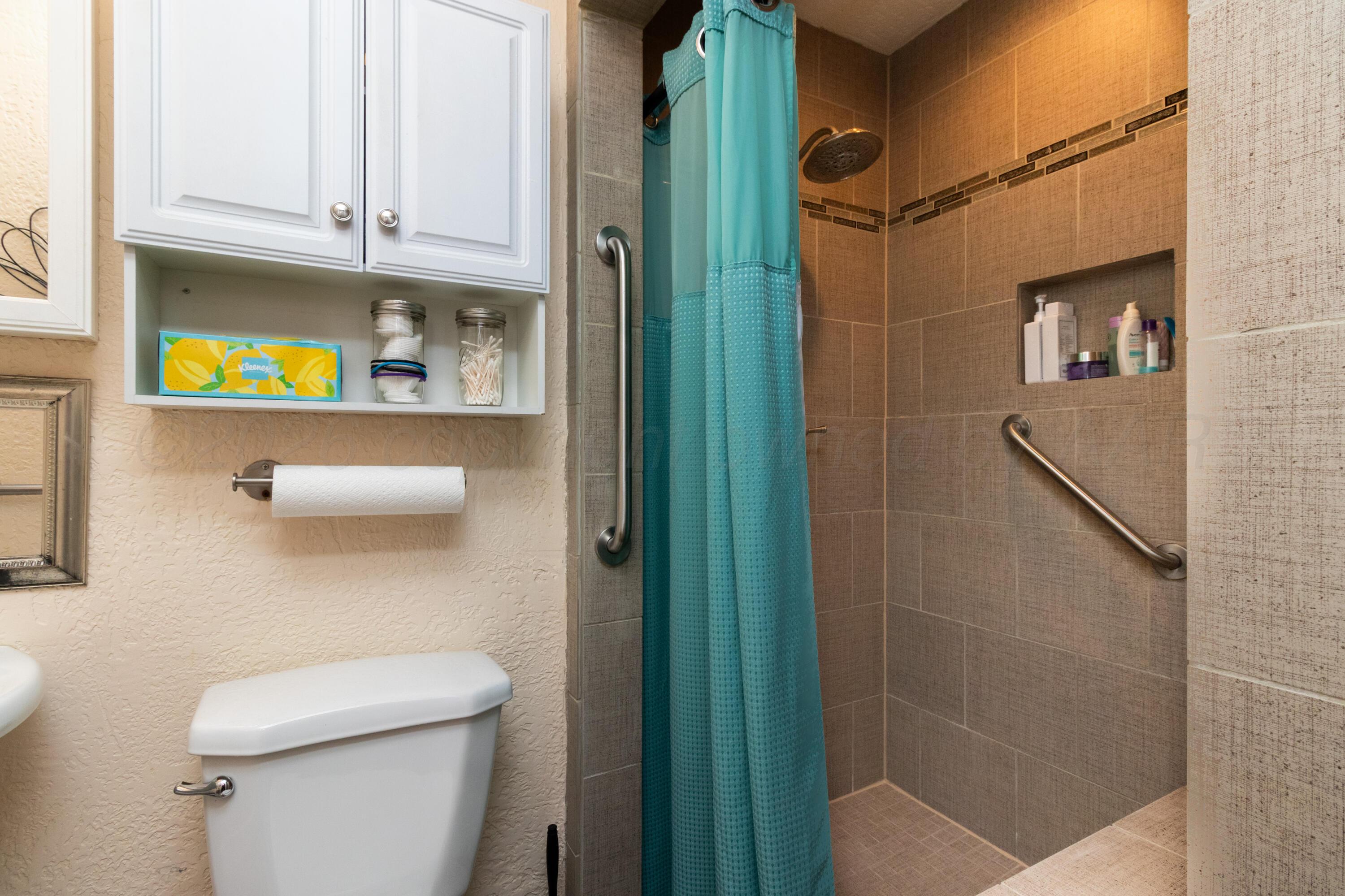 1025 Sunrise Drive Property Photo 14