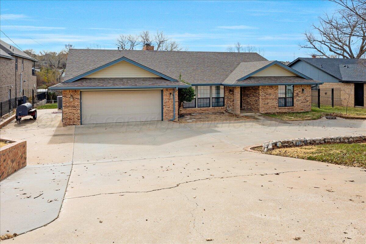 124 Port O Call Drive Property Photo 3