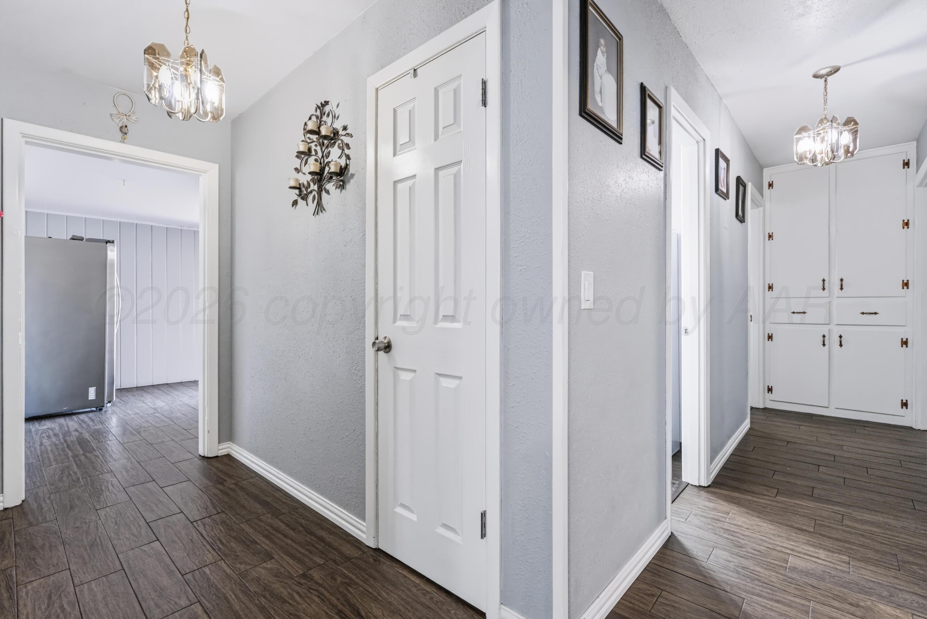 2106 S Fairfield Street Property Photo 24