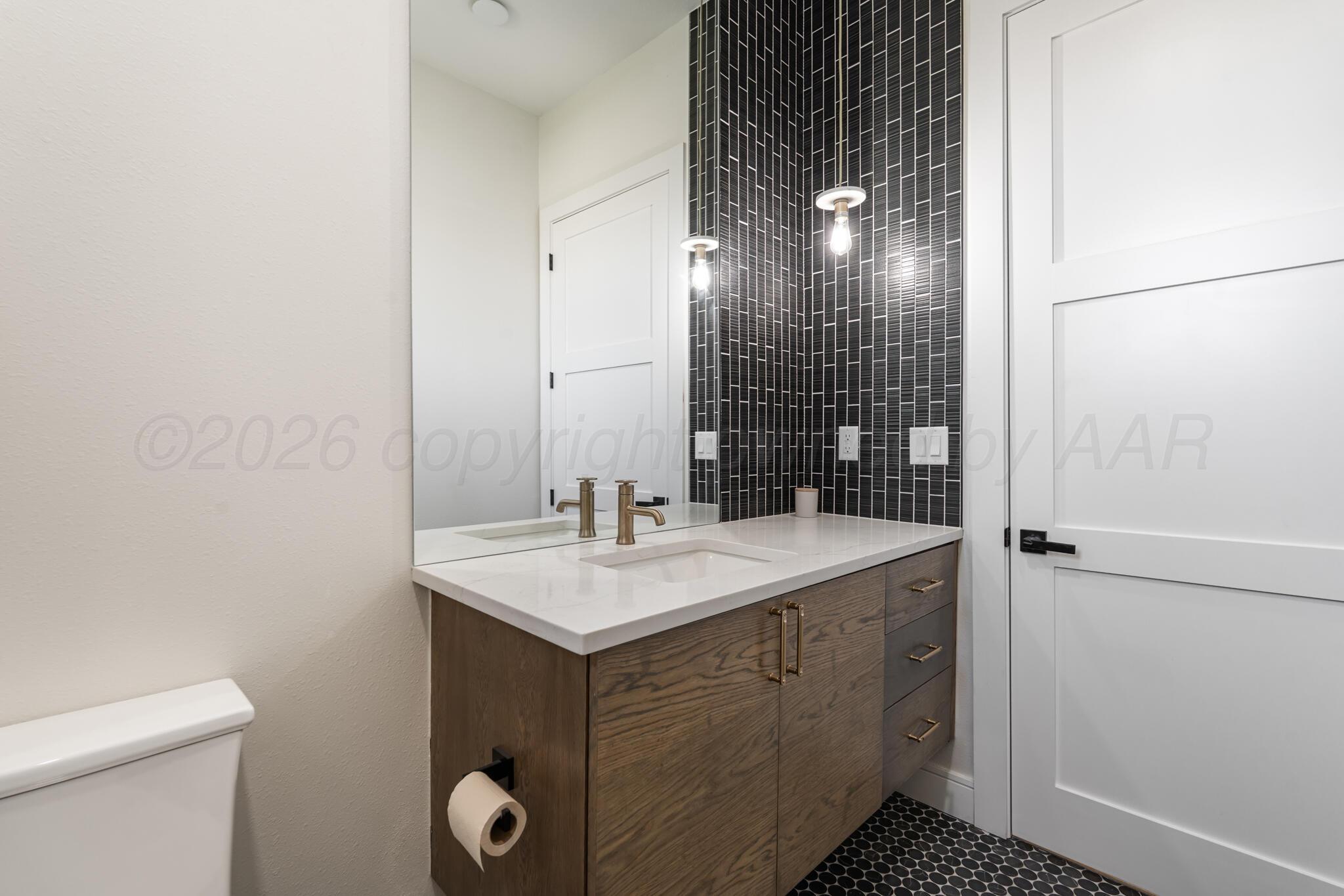 9406 Rockridge Parkway Property Photo 44