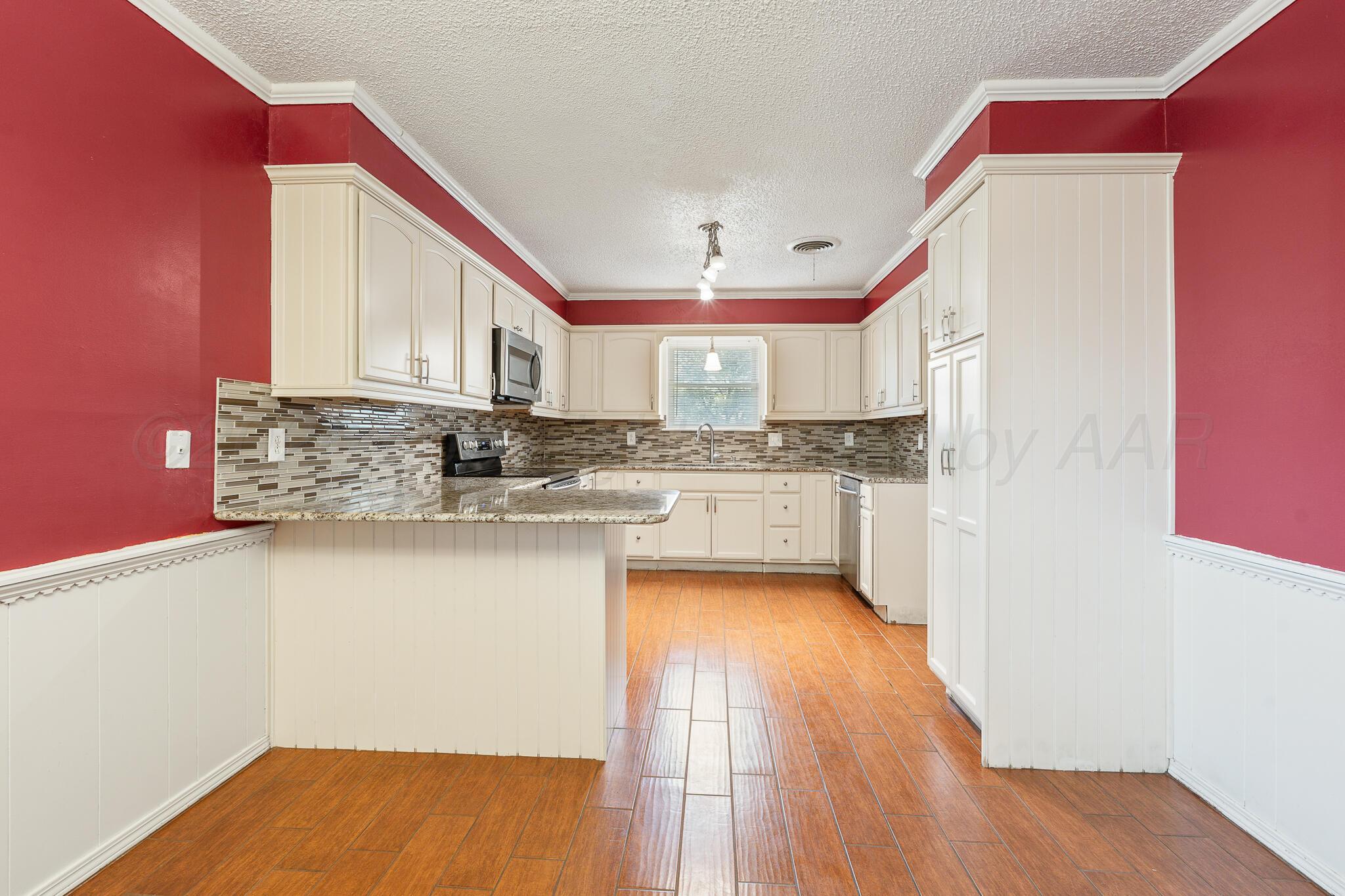 3305 Clabern Drive Property Photo 10