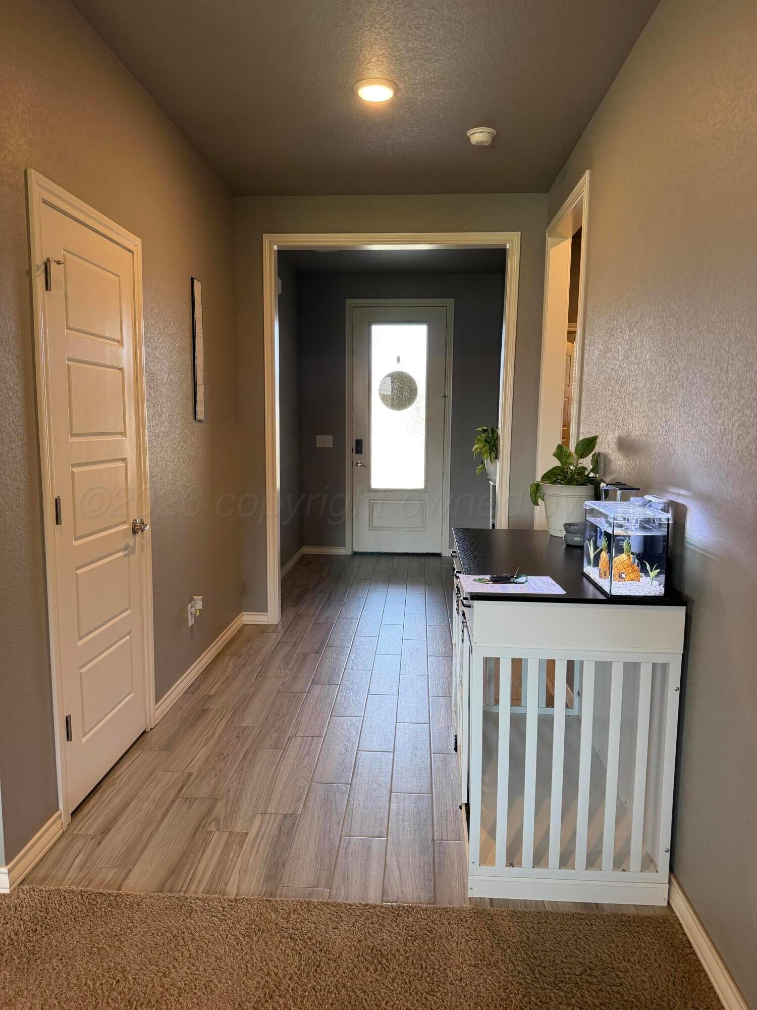 1122 Mesa Street Property Photo 4