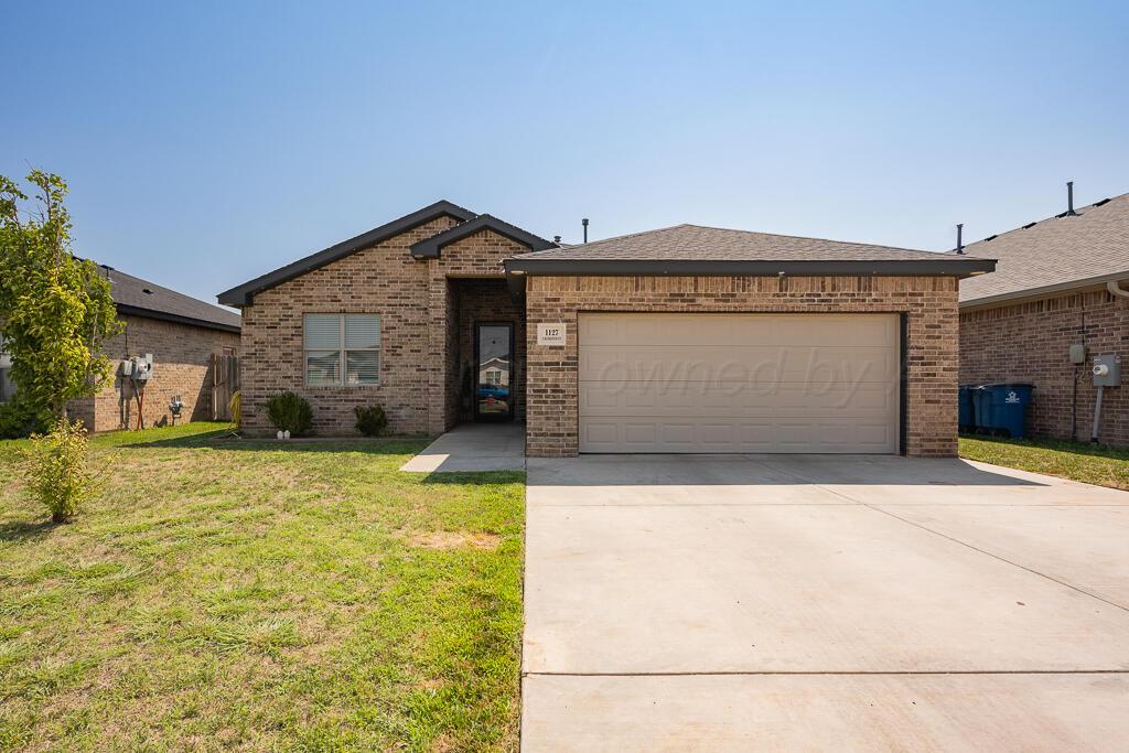 1127 Crosspoint Property Photo 1