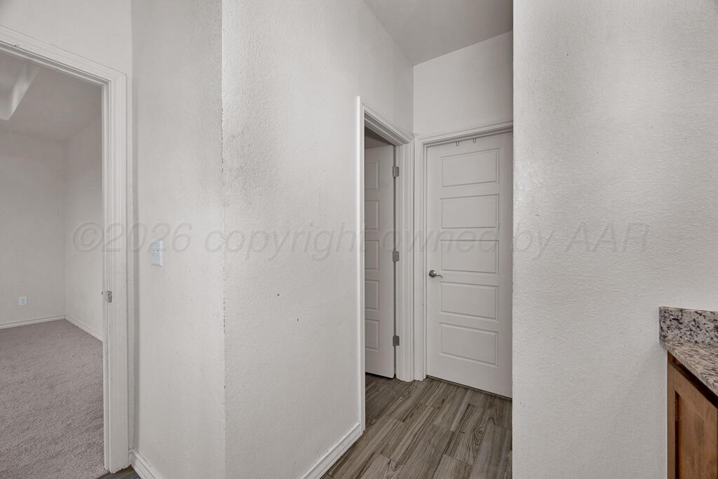1127 Crosspoint Property Photo 15