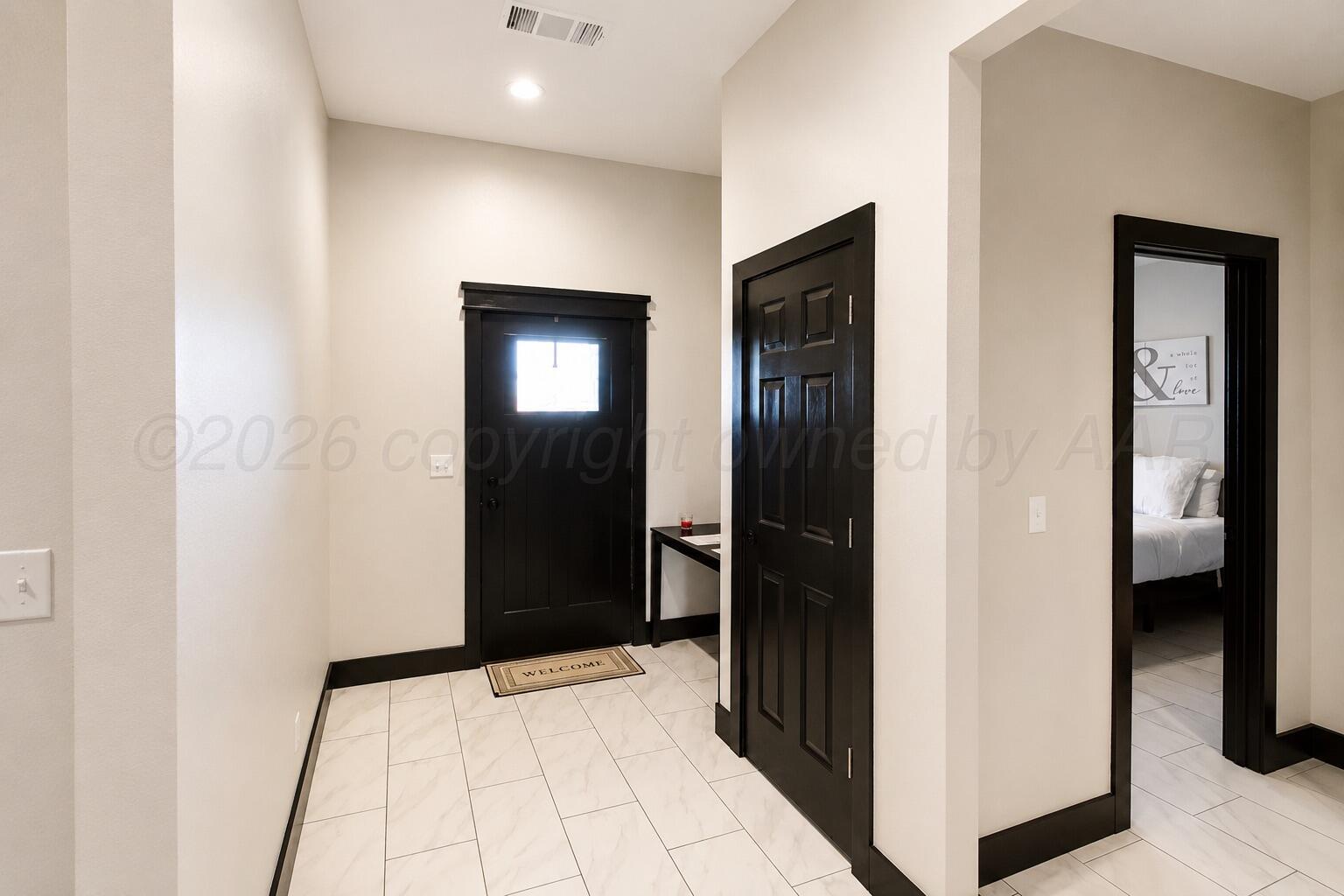 1505 N Main Street Property Photo 2