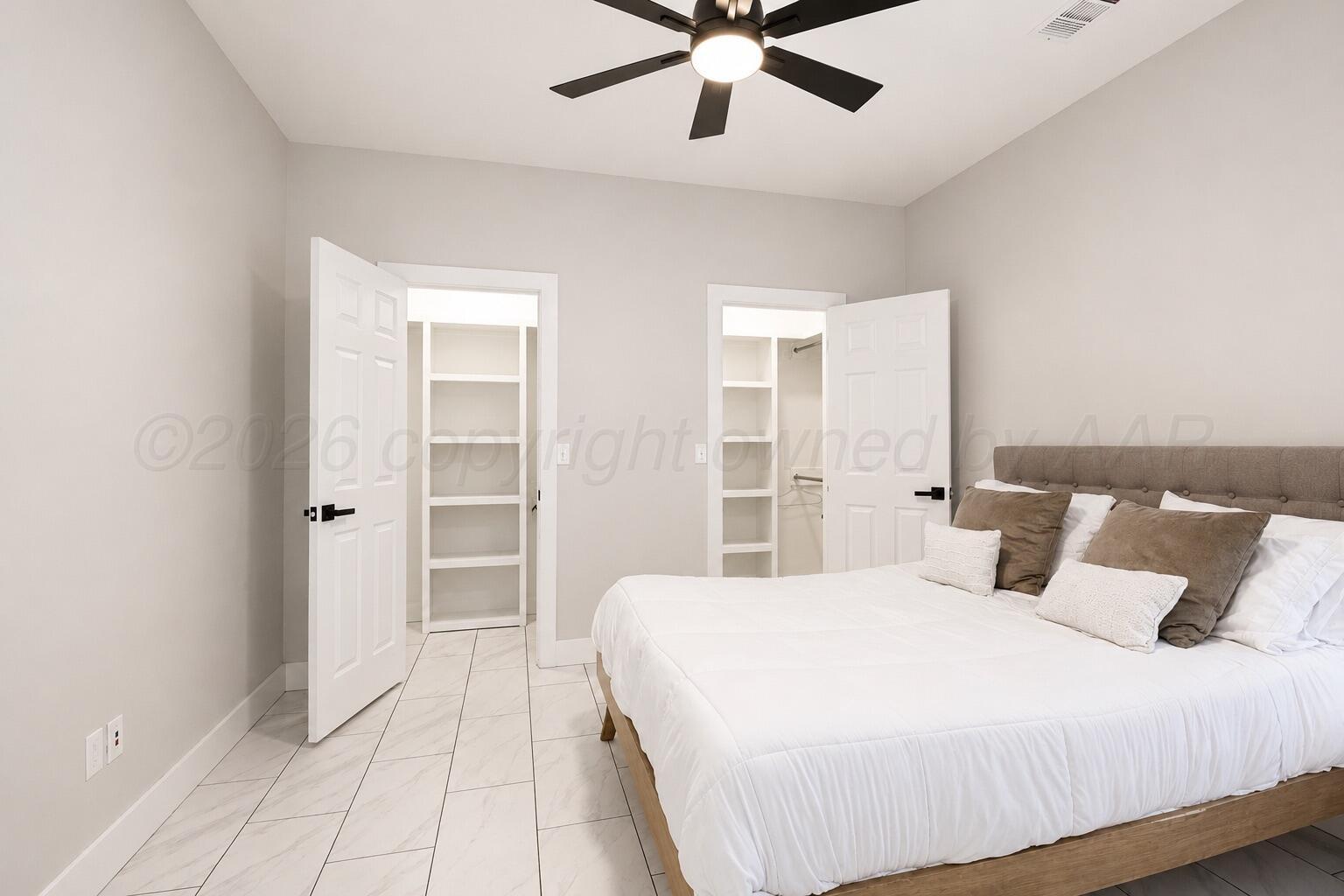 1503 N Main Street Property Photo 3