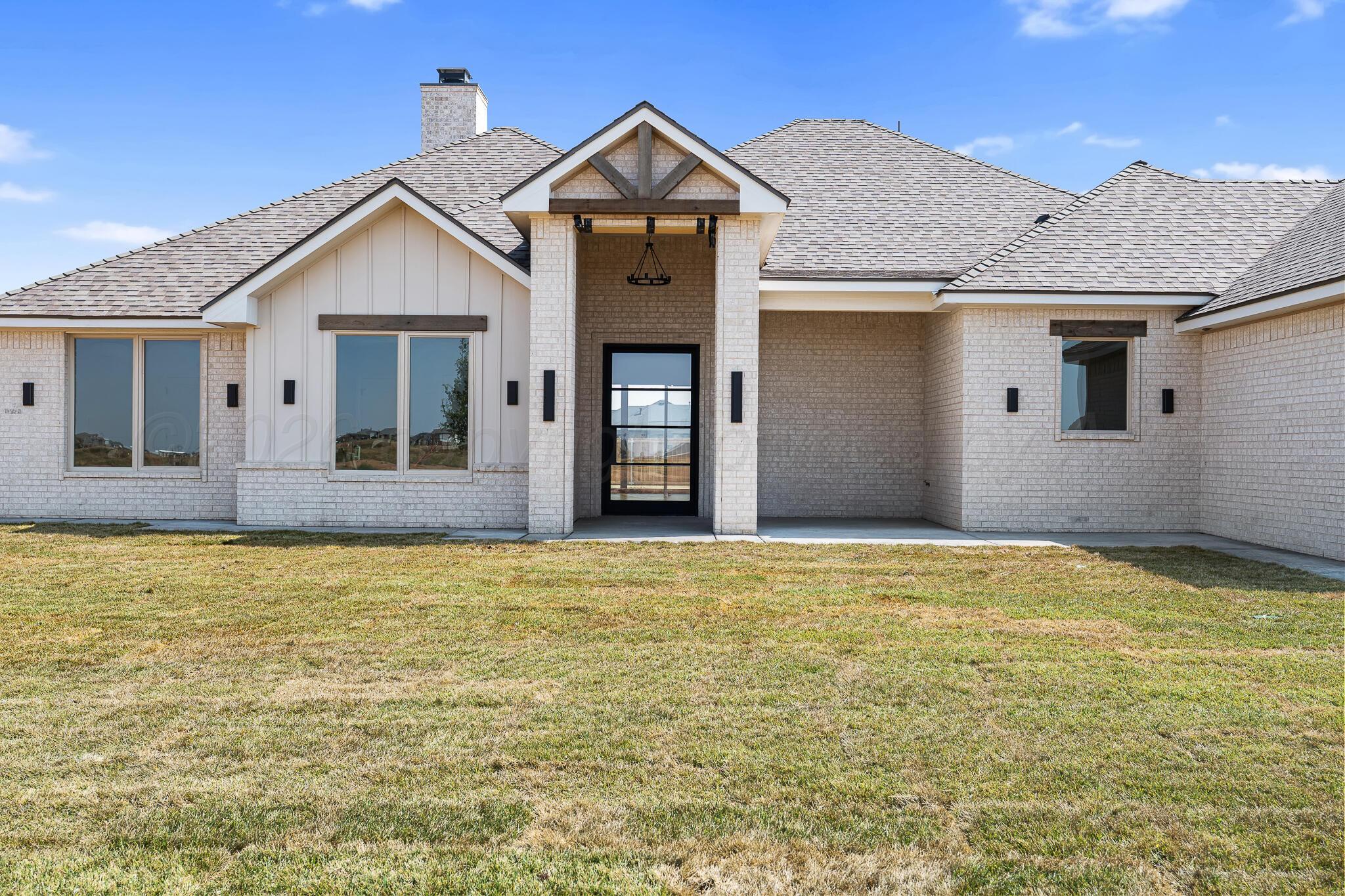 18501 Joplin Drive Property Photo 3