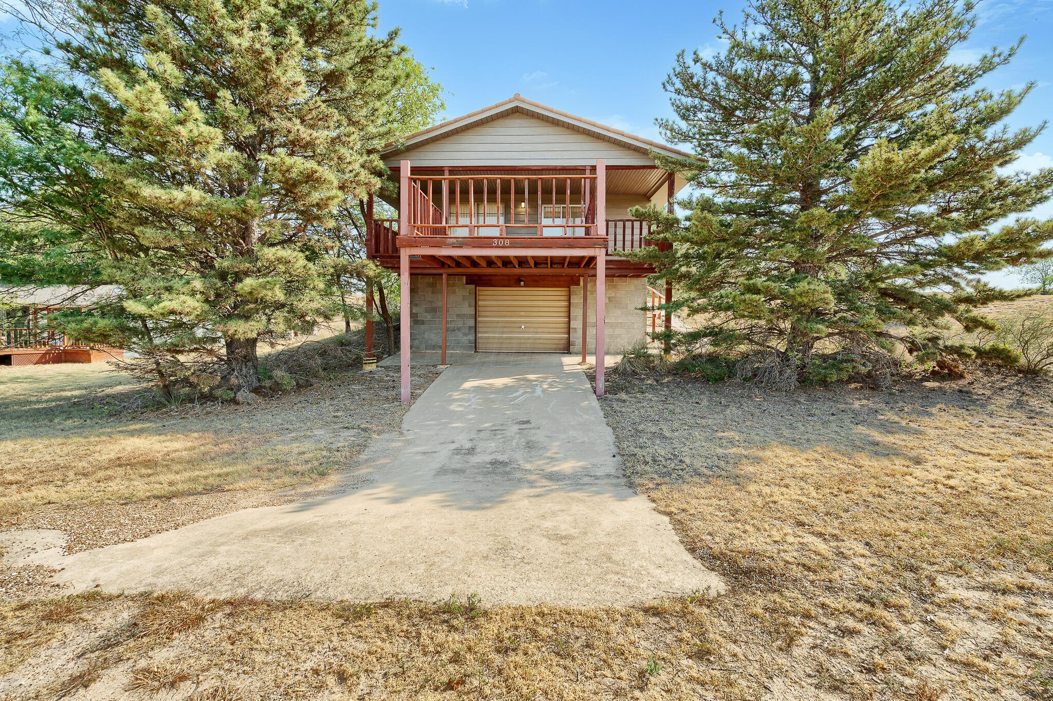 308 Liberty Drive Property Photo 2