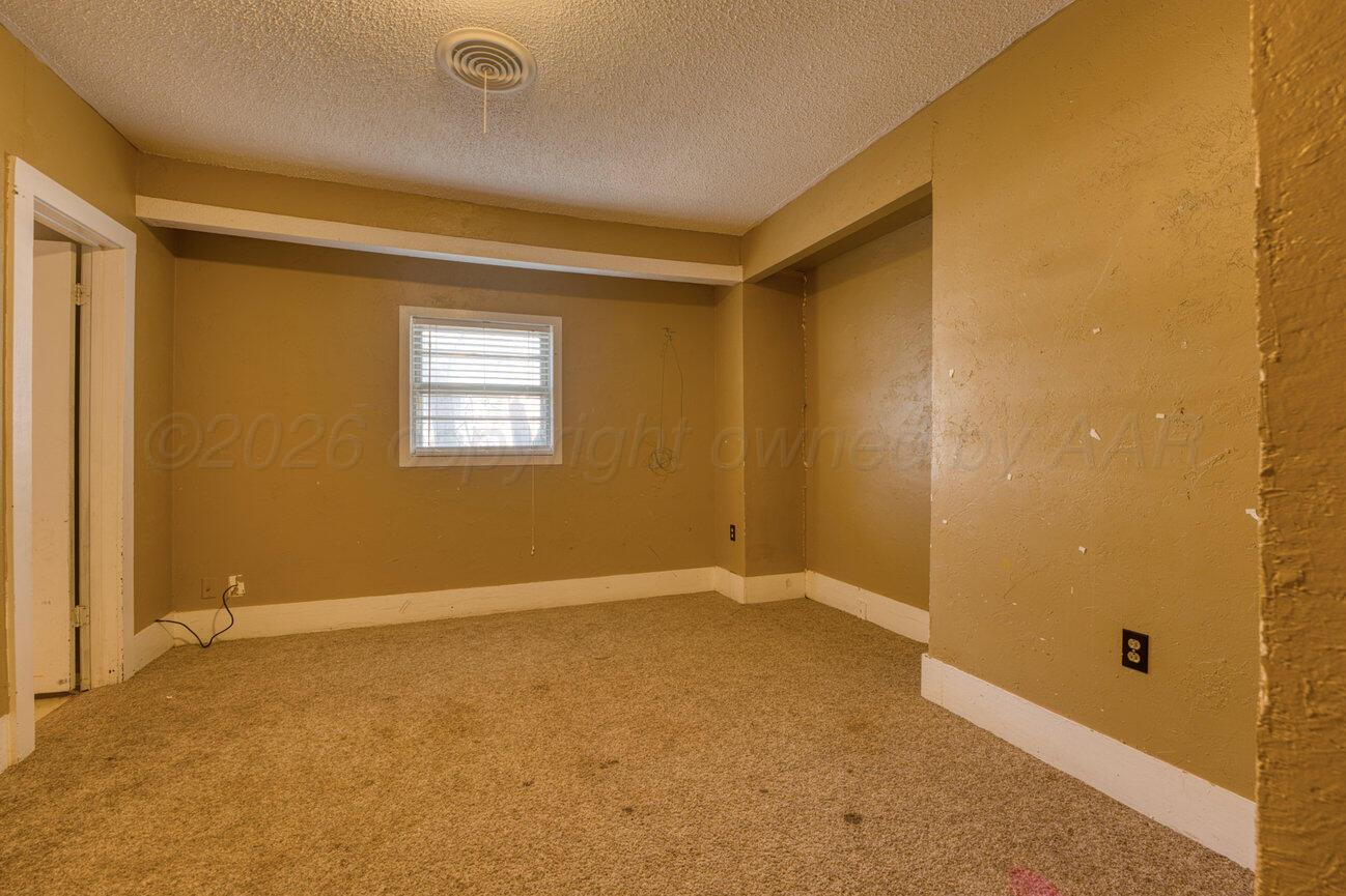 1814 3rd Avenue Property Photo 12