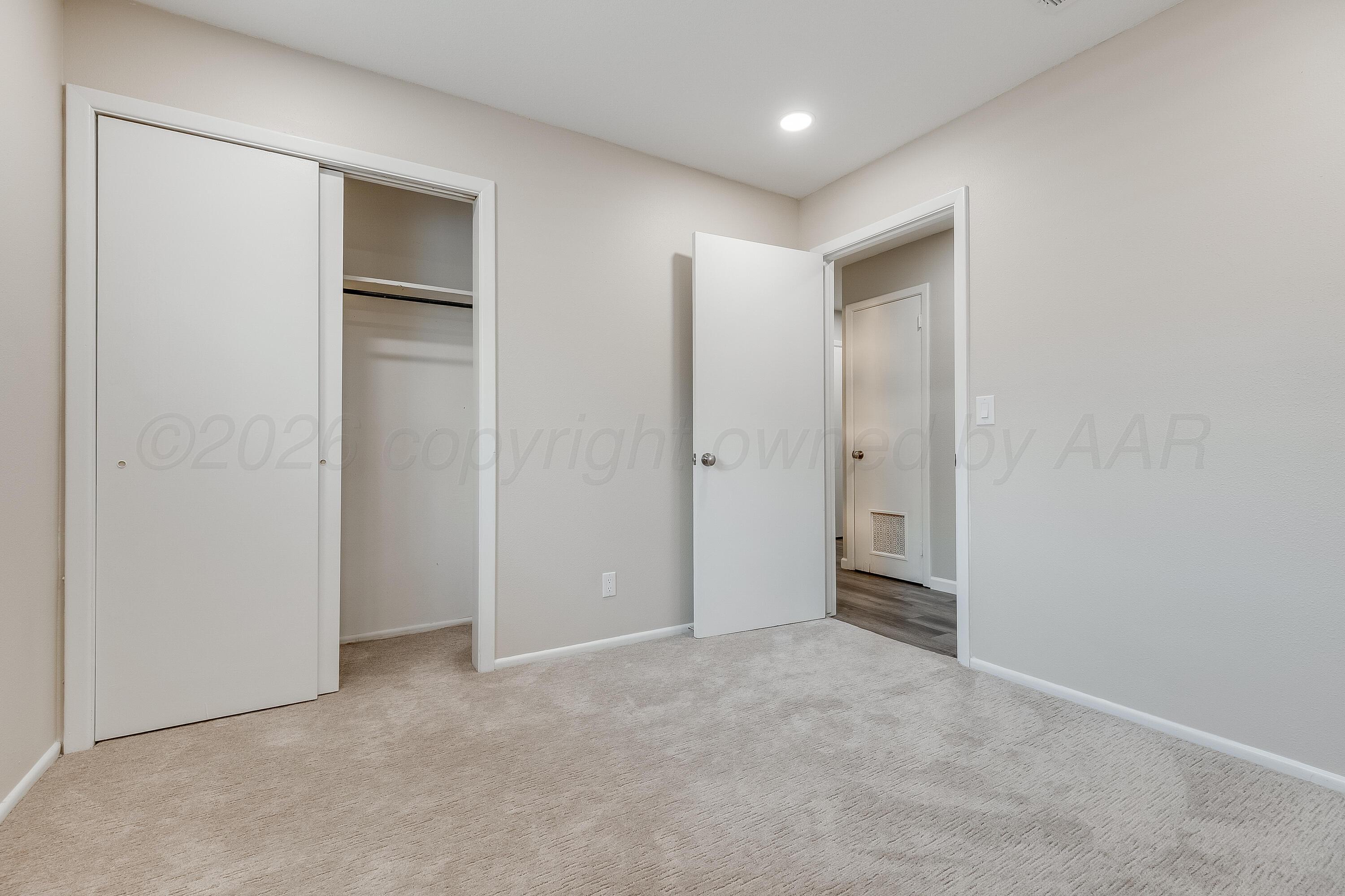 921 Mills Avenue Property Photo 19