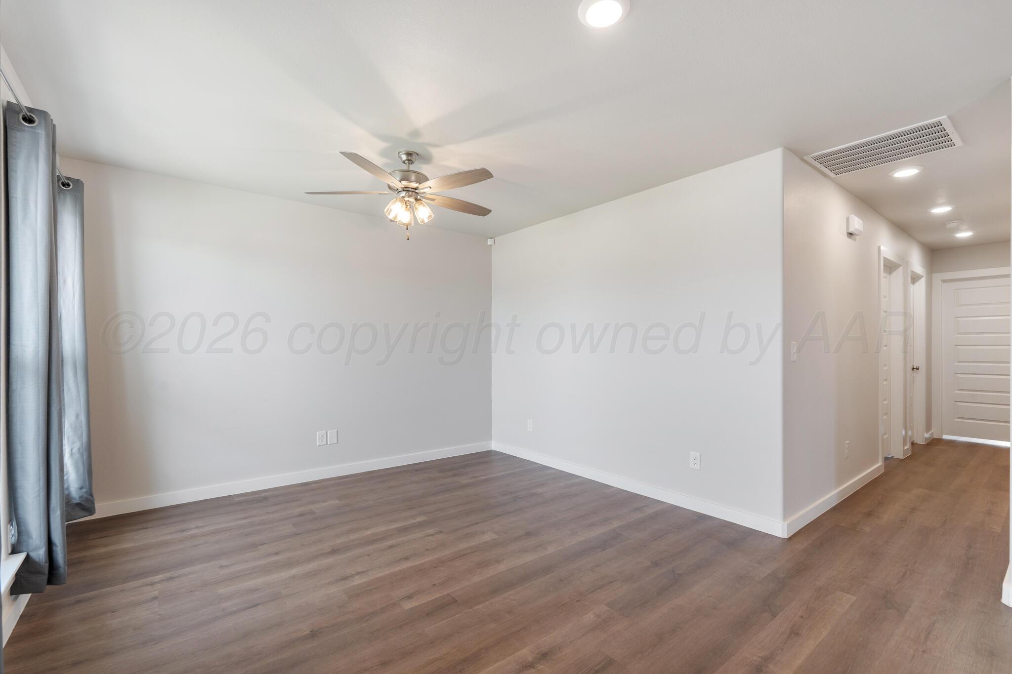 6403 Blueberry Way Property Photo 8