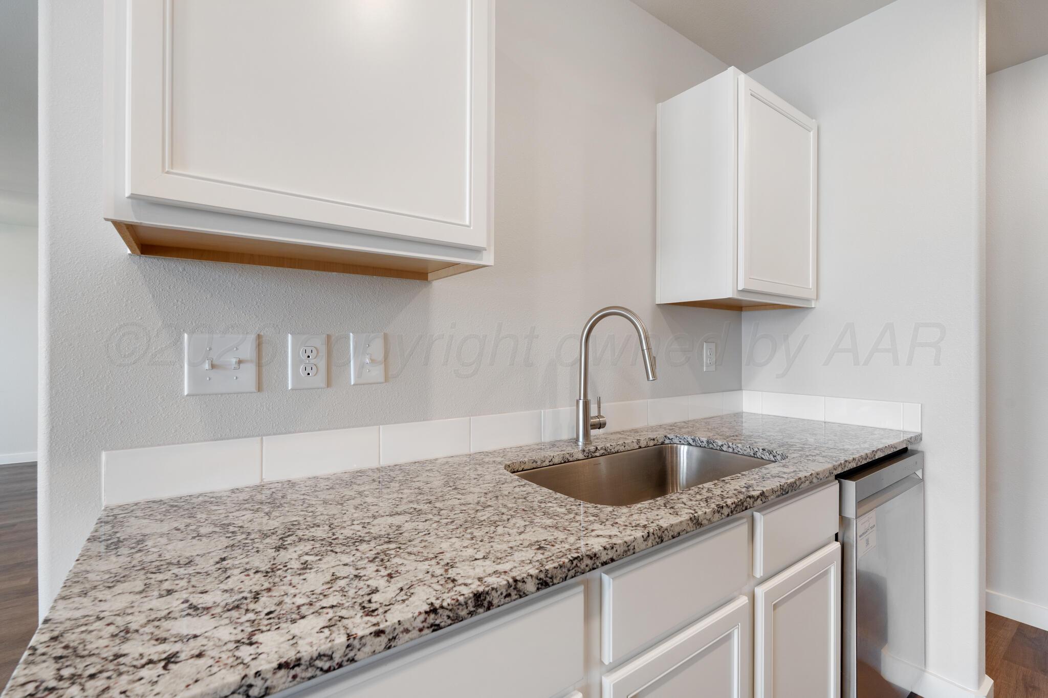 6403 Blueberry Way Property Photo 13