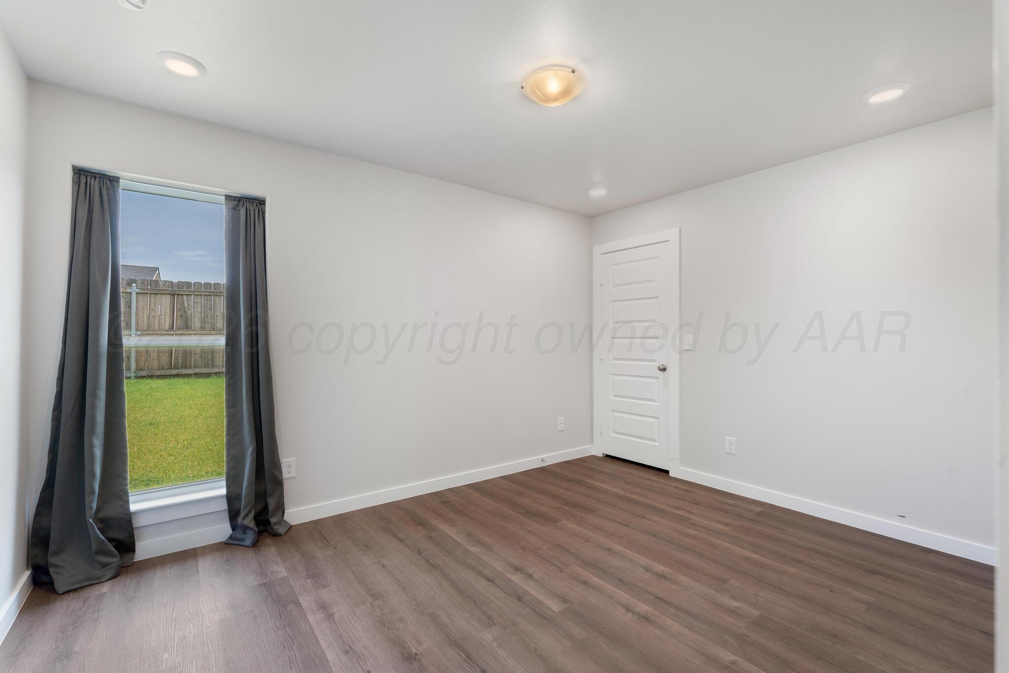 6403 Blueberry Way Property Photo 22