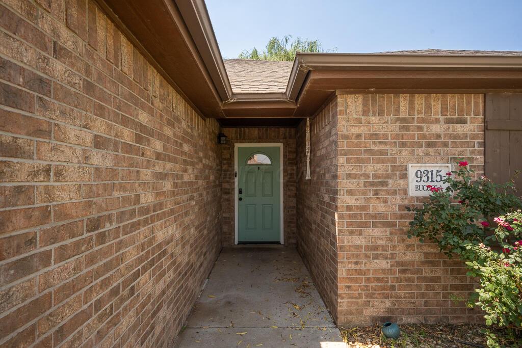 9315 Buccola Avenue Property Photo 4